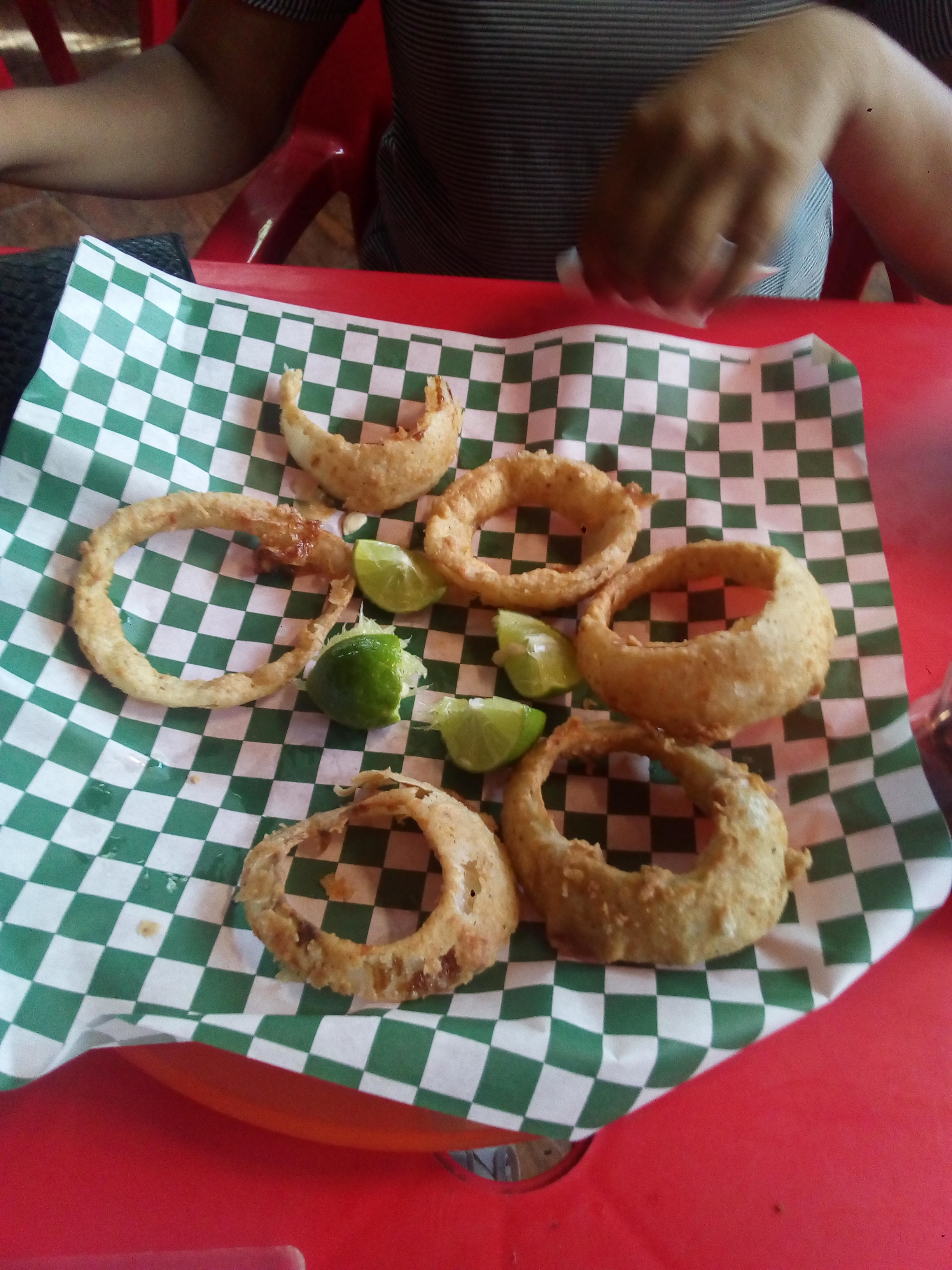 110 Cien Diez Hamburguesas al Carbón image 9