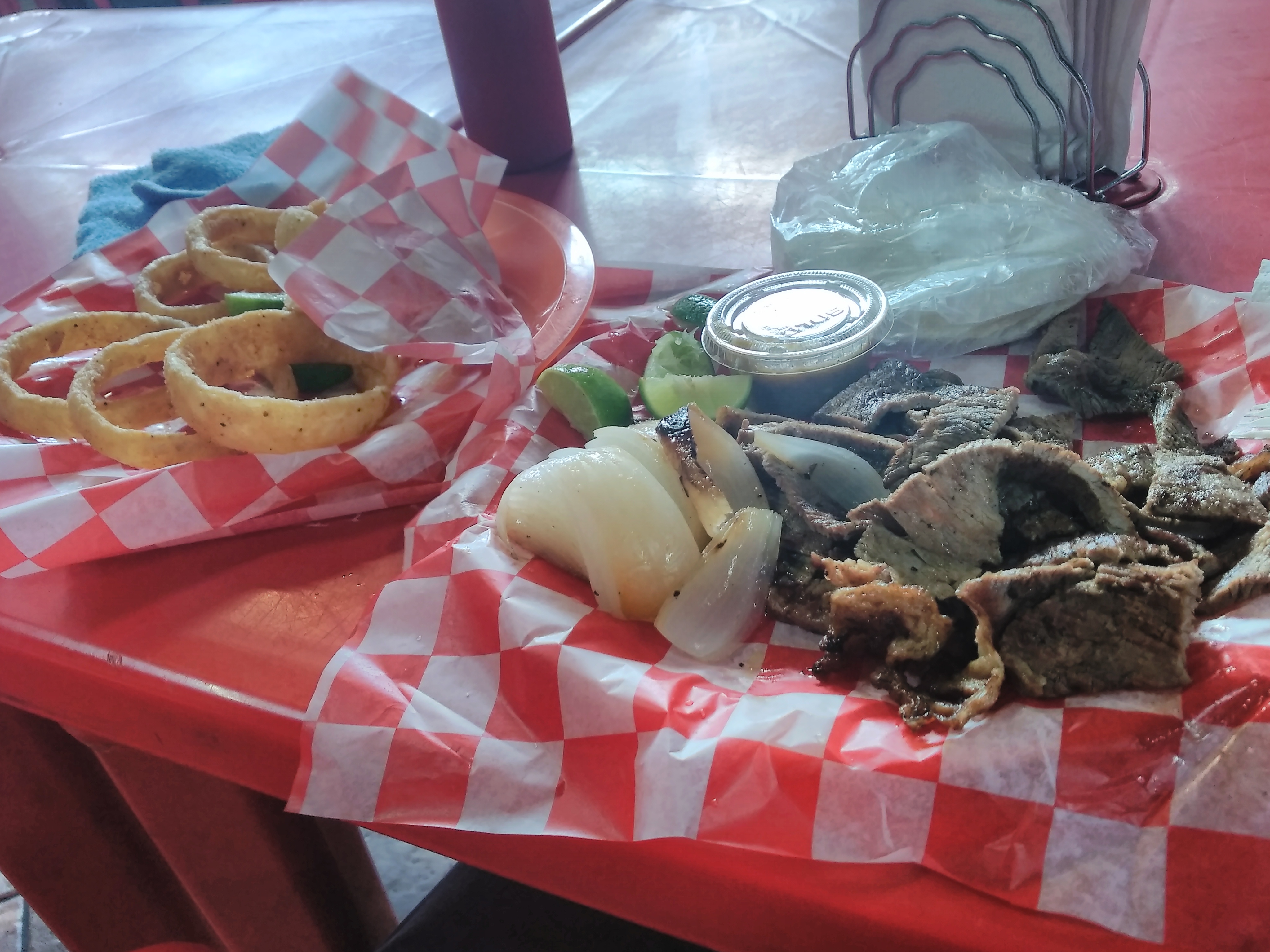 110 Cien Diez Hamburguesas al Carbón image 10