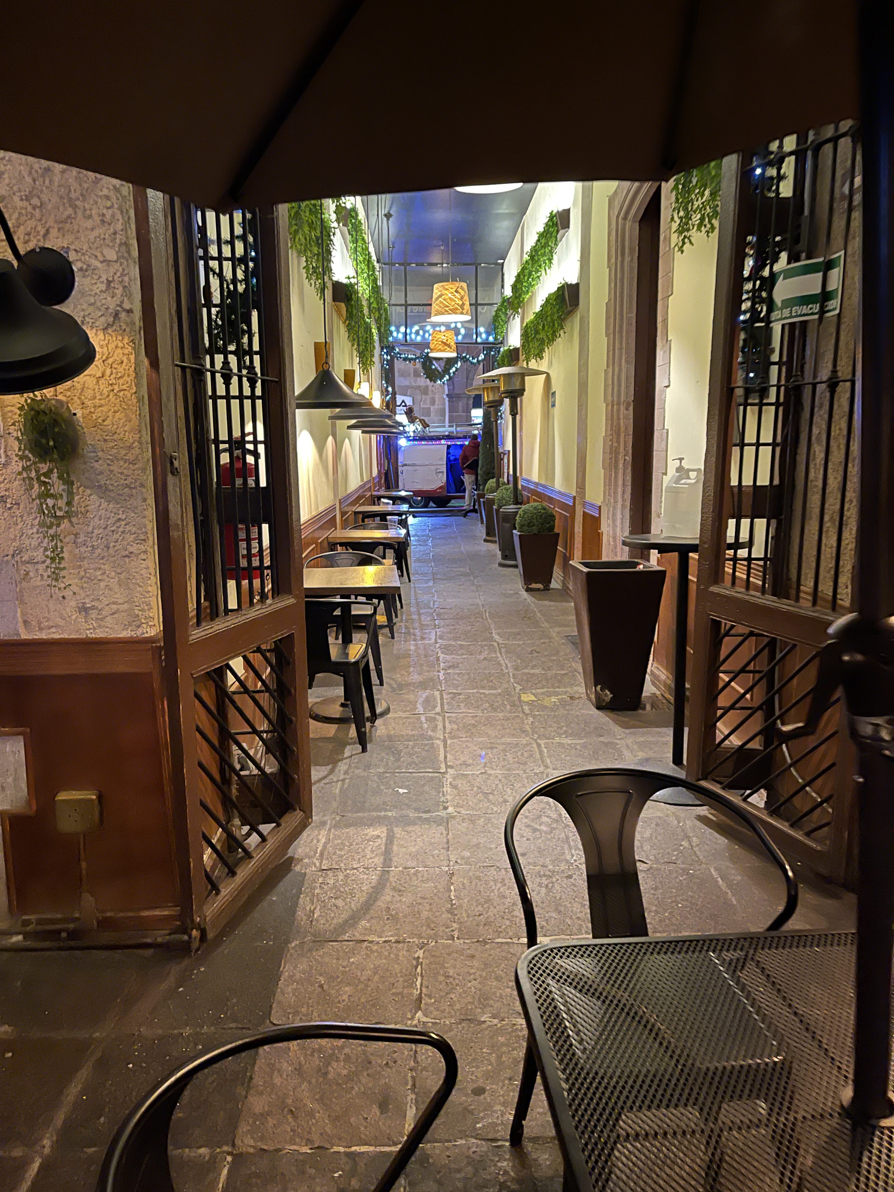 La Casona CAFÉ-BAR image 4