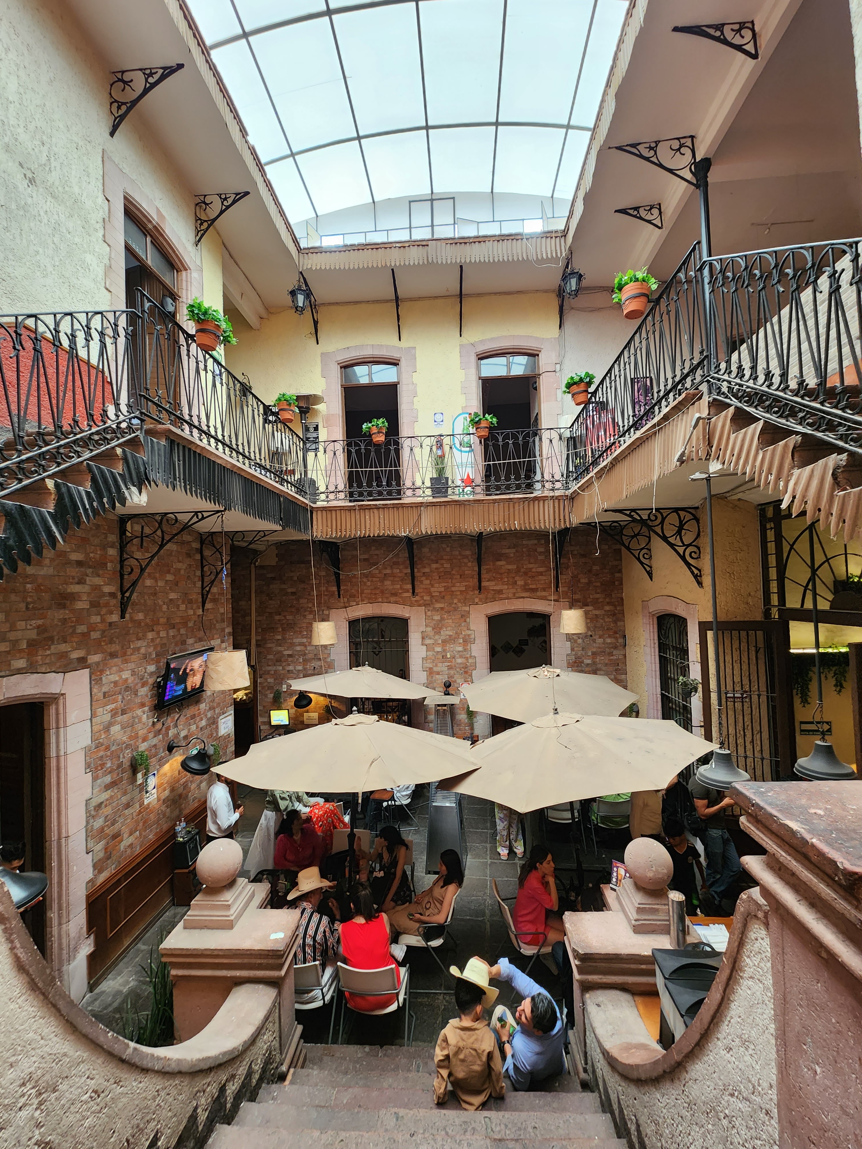 La Casona CAFÉ-BAR image 7