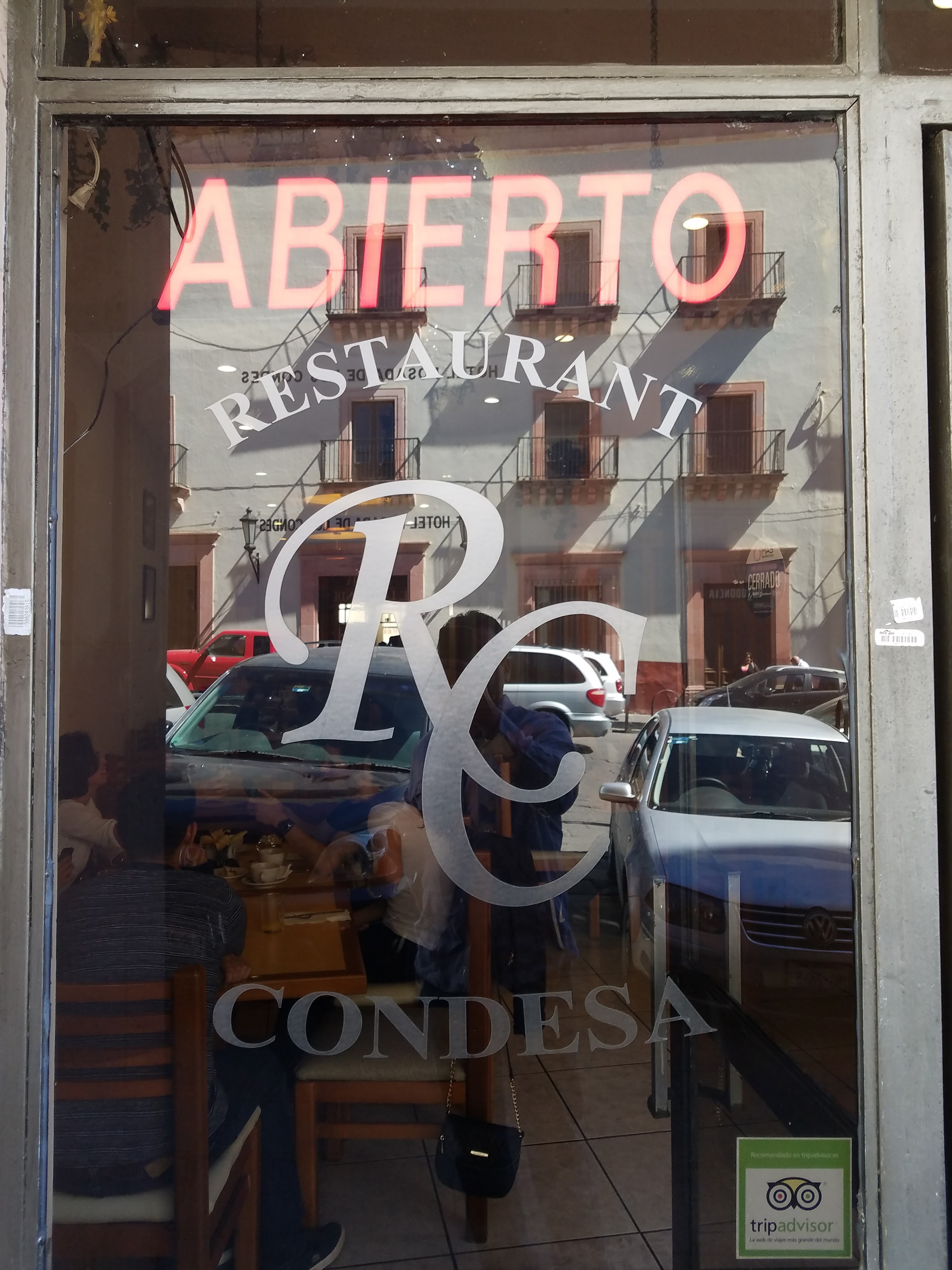 Restauran Condesa image 10