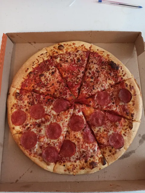 Little Caesars Zona A image 1