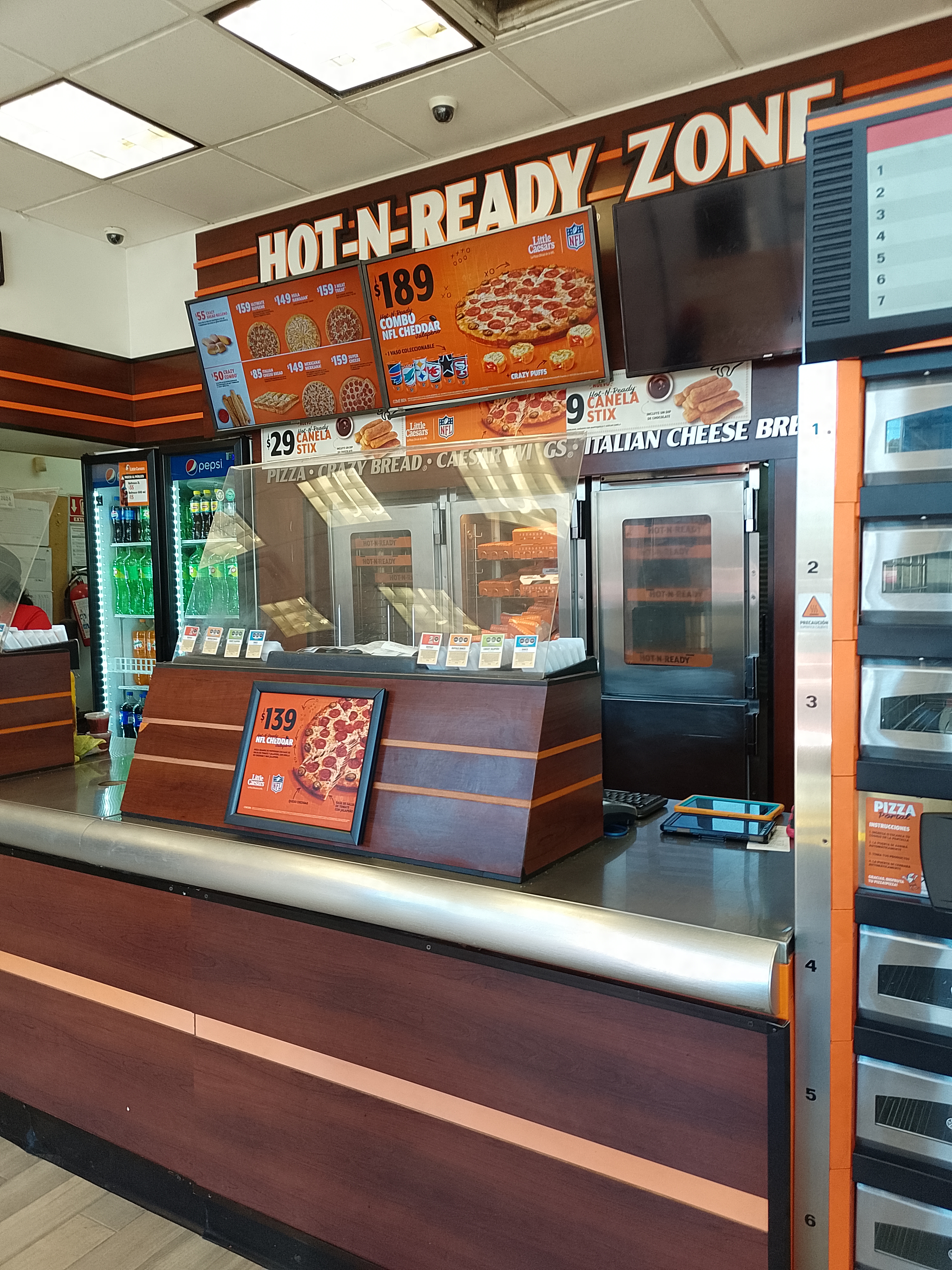 Little Caesars Zona A image 2