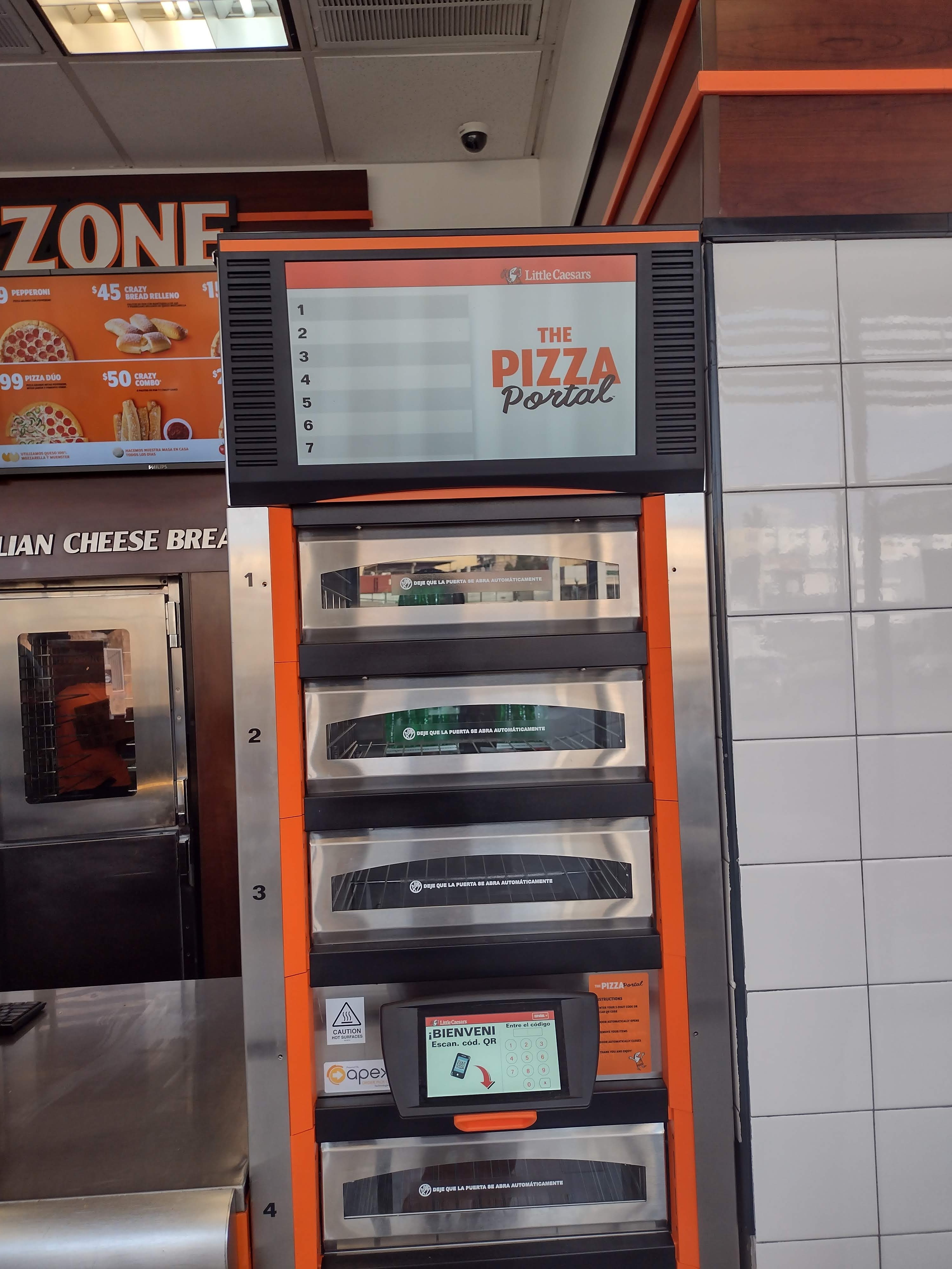 Little Caesars Zona A image 4