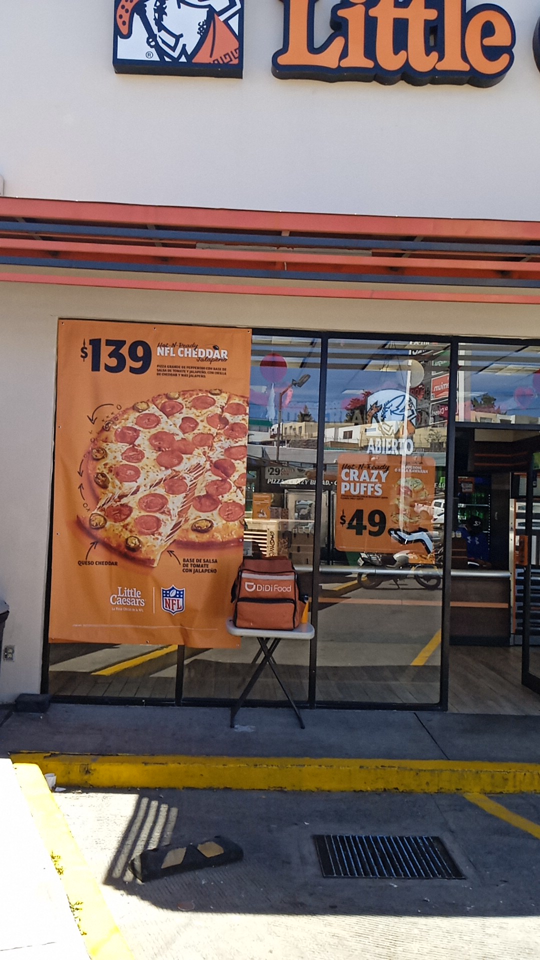 Little Caesars Zona A image 5