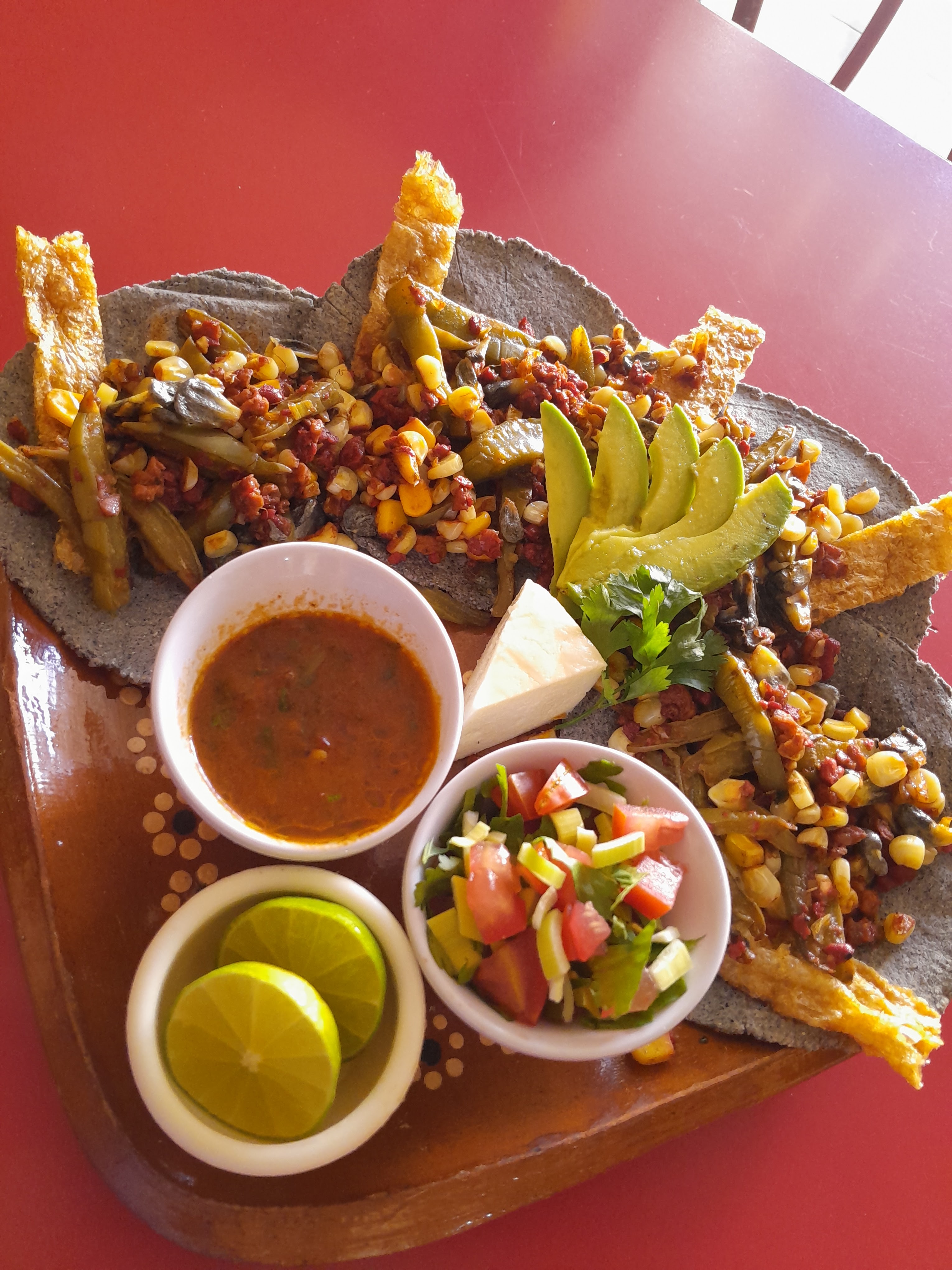 om burguer RINCÓN VEGETARIANO image 2