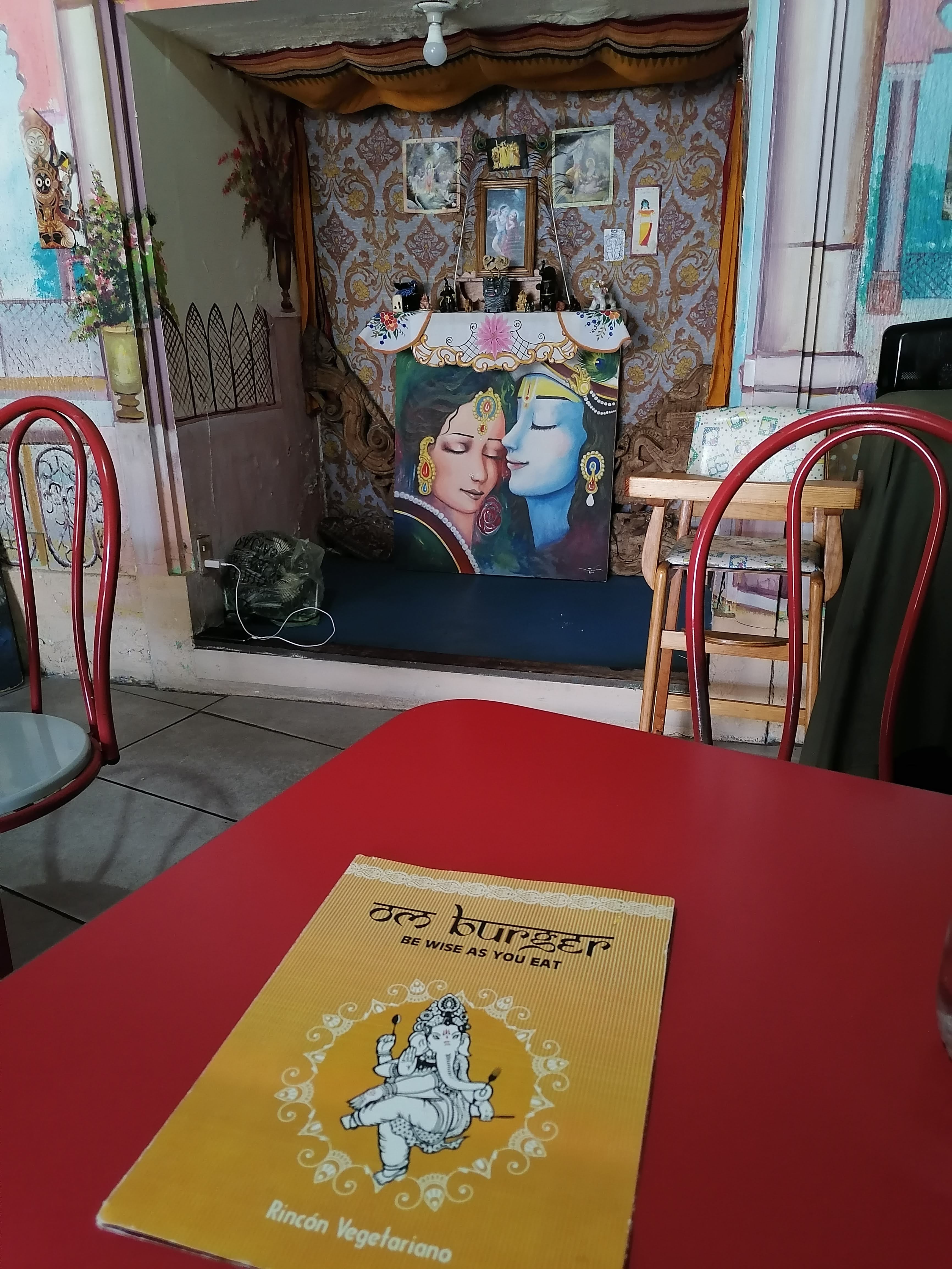 om burguer RINCÓN VEGETARIANO image 4