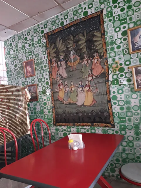 om burguer RINCÓN VEGETARIANO image 7