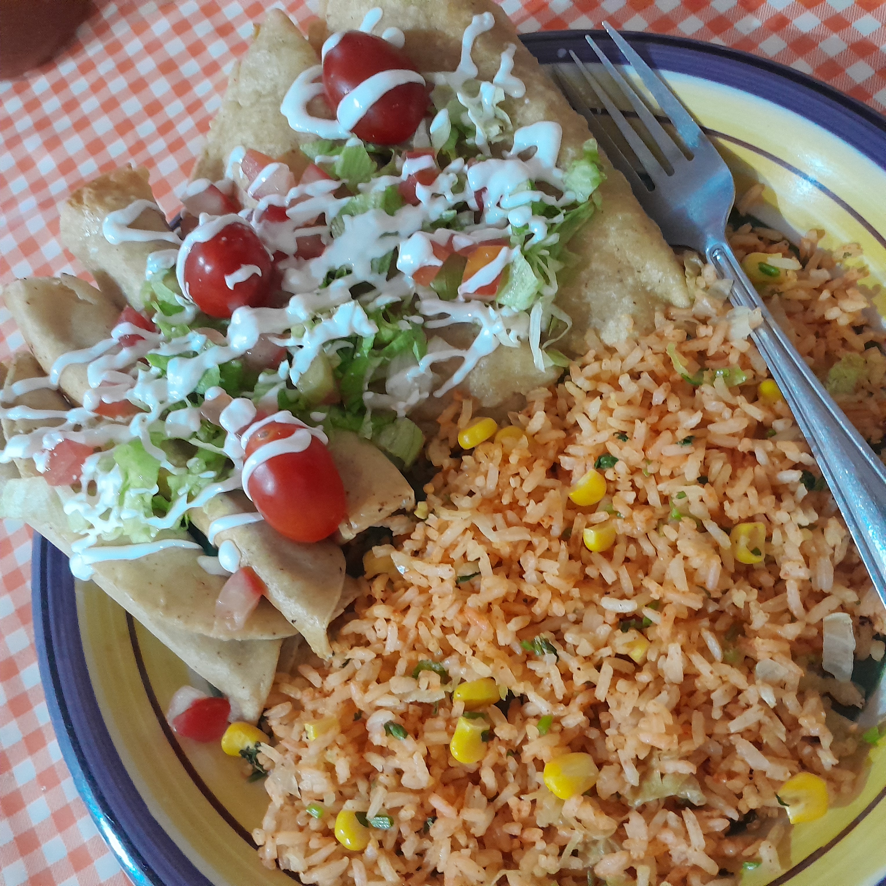 om burguer RINCÓN VEGETARIANO image 8