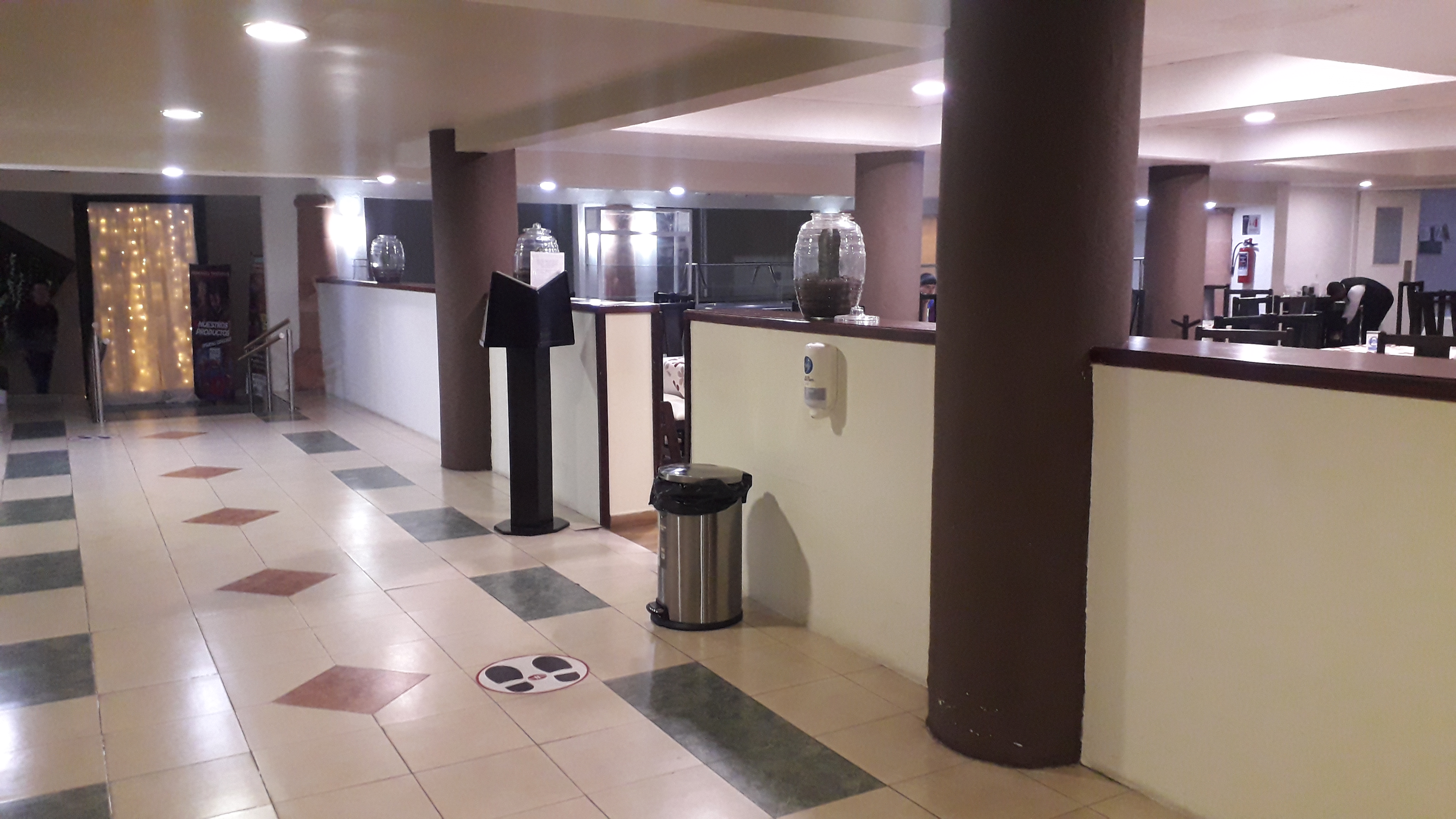 Restaurante los colorines de hotel parador image 8