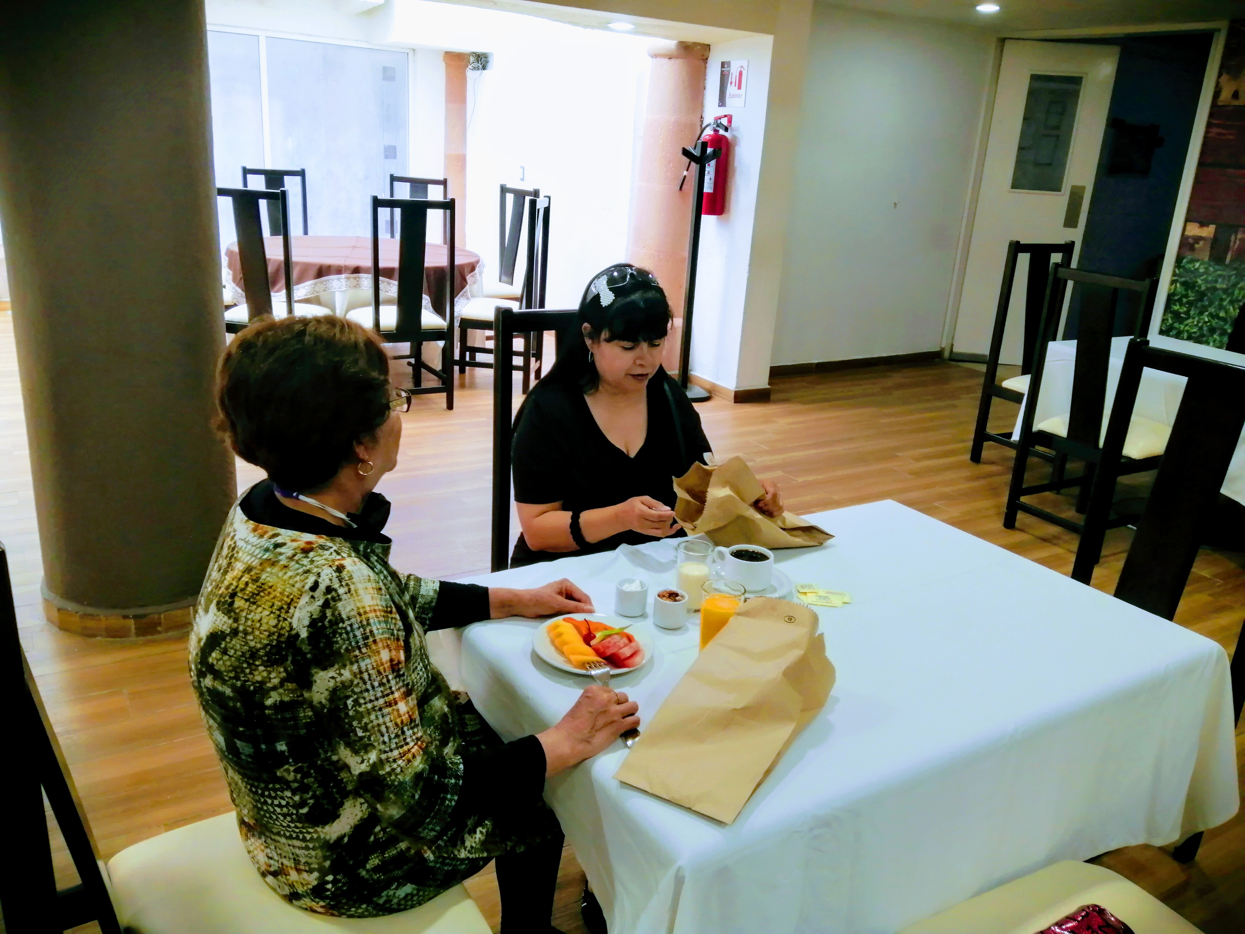 Restaurante los colorines de hotel parador image 10