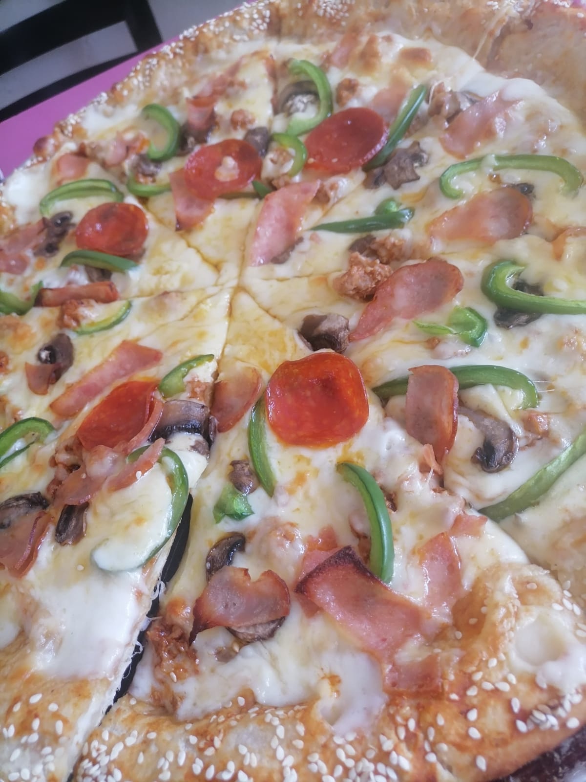 "Giss pizzas" image 2