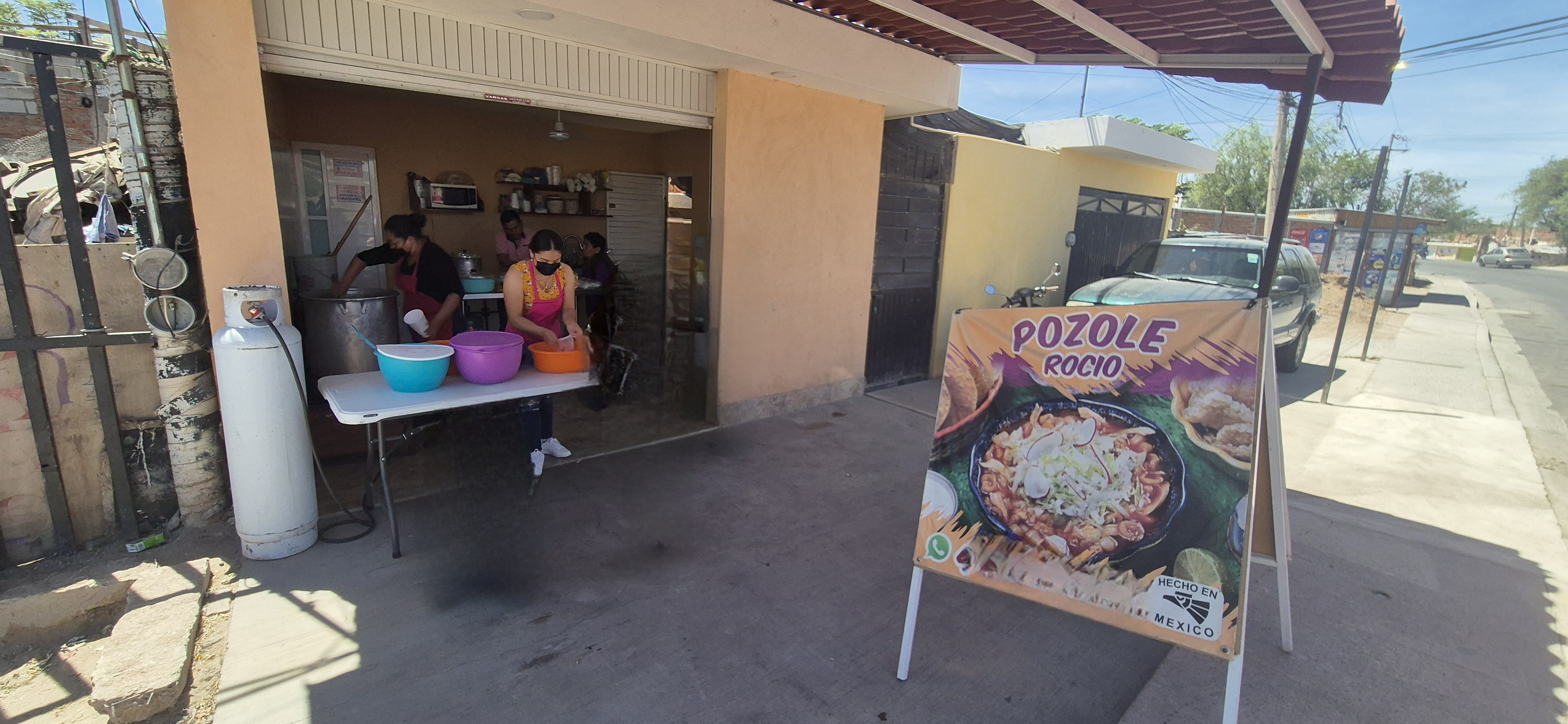 Menudo y Pozole Rocío image 2