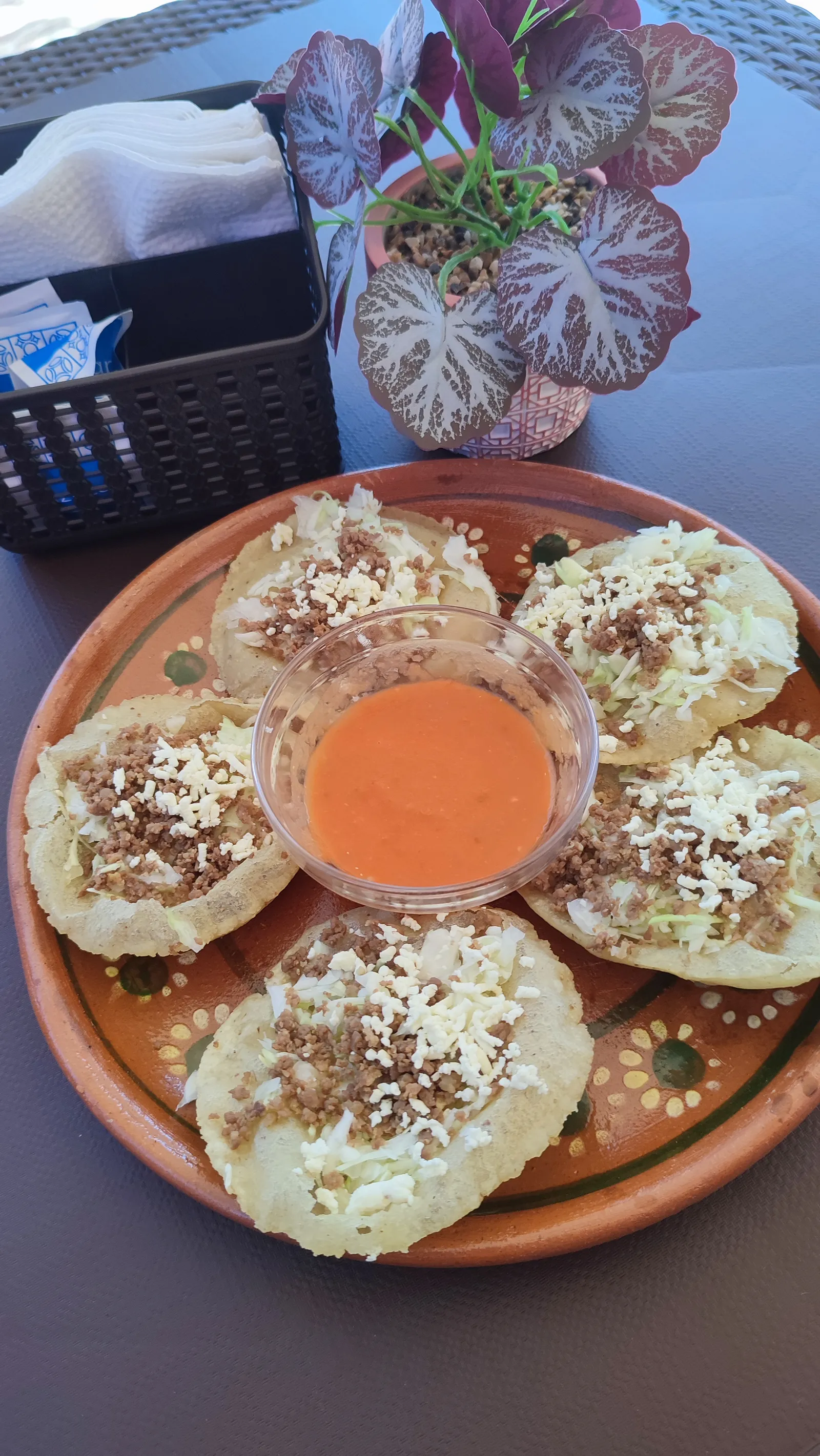 Las Enchuladas Huastecas - Buffet de Enchiladas image 5