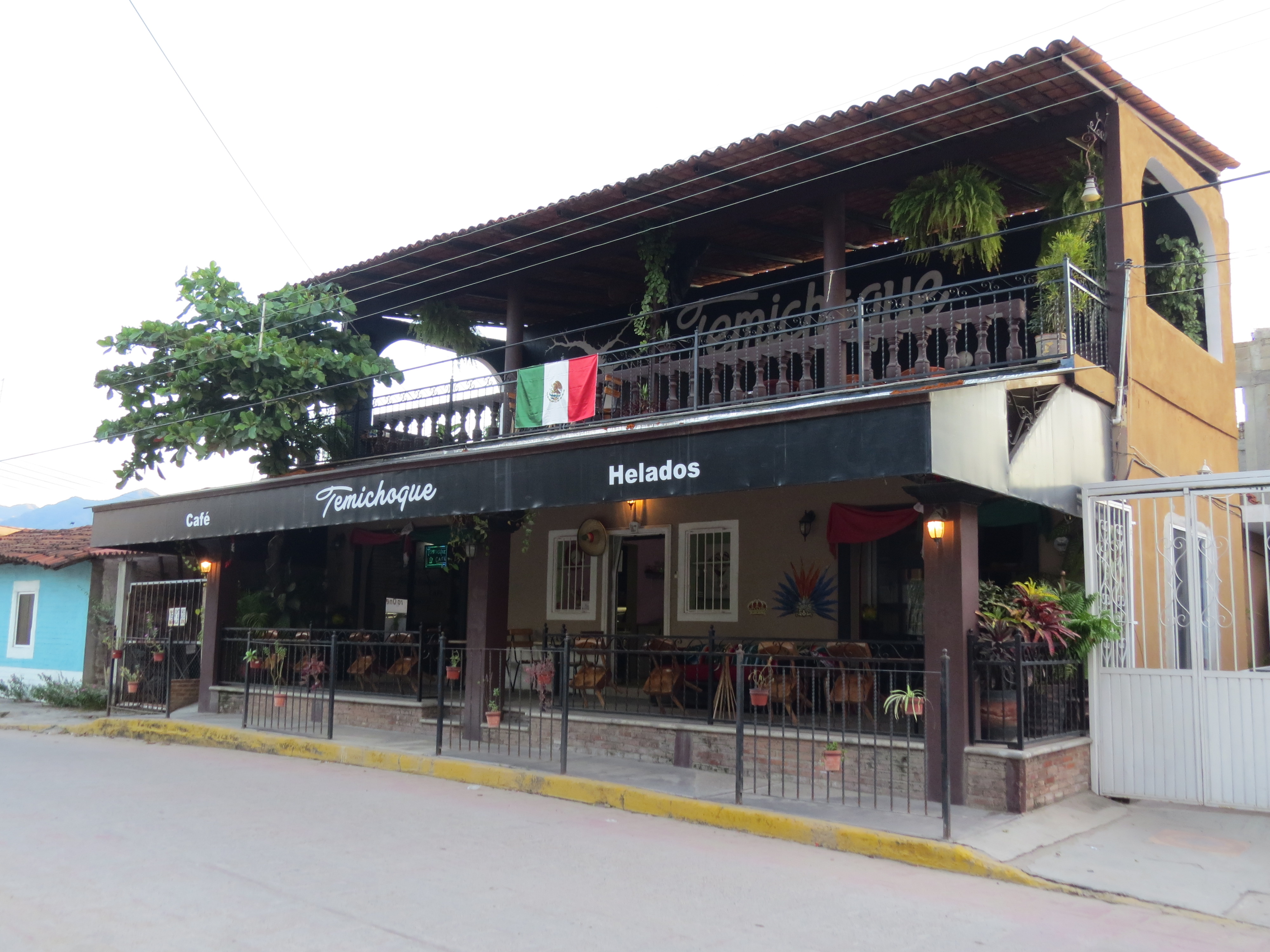 Temichoque Cafeteria image 1
