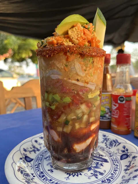 Mariscos El Curandero image 4