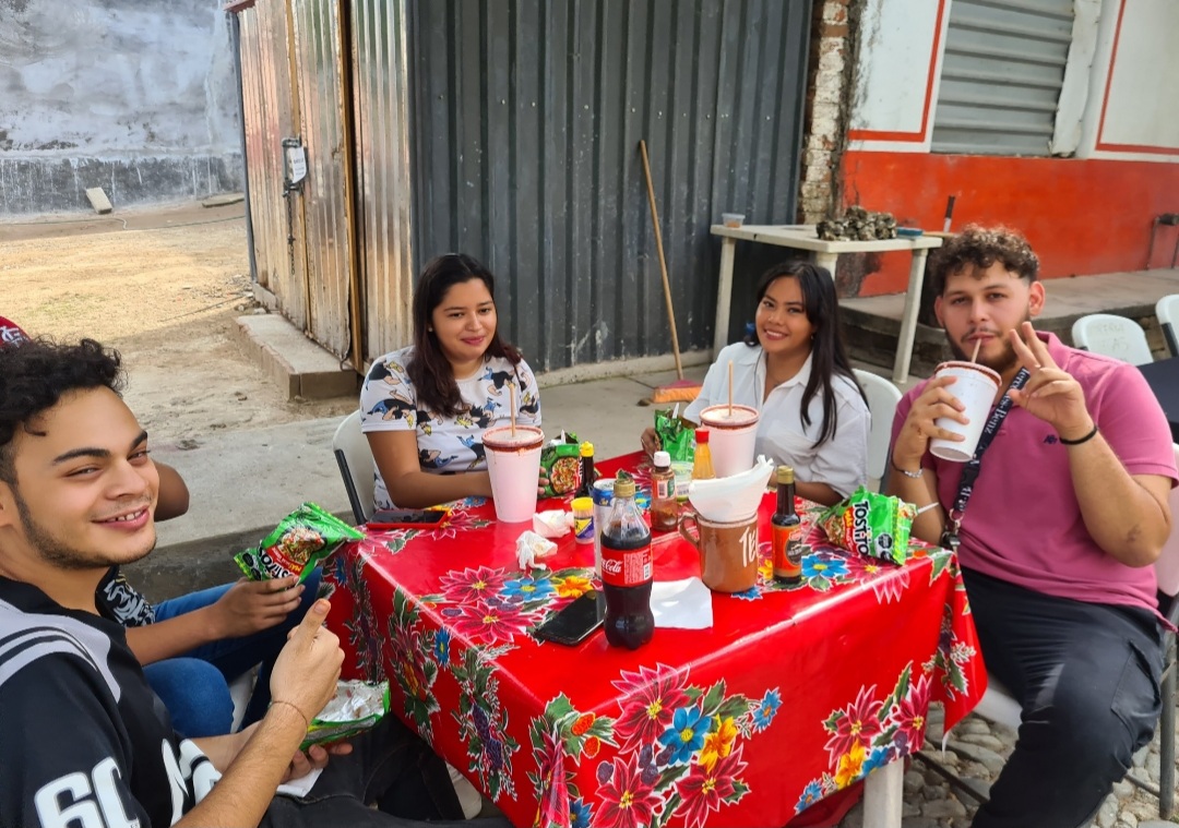 Mariscos y botanas La Piyilla image 10