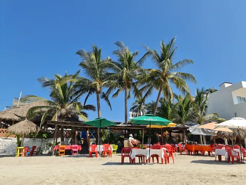 Dugarel Play’s Restaurant image 8