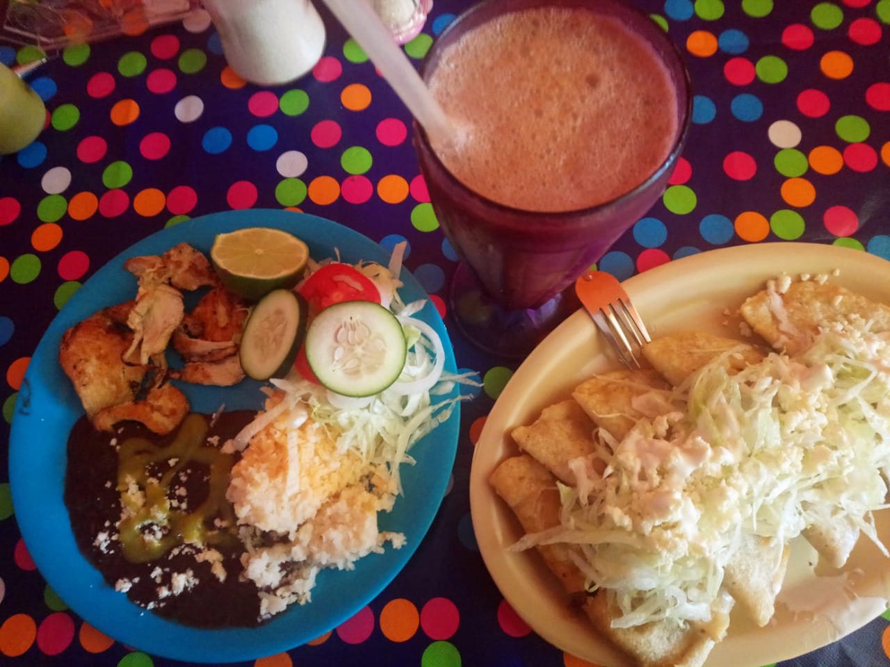 LaS JAROCHAS image 2