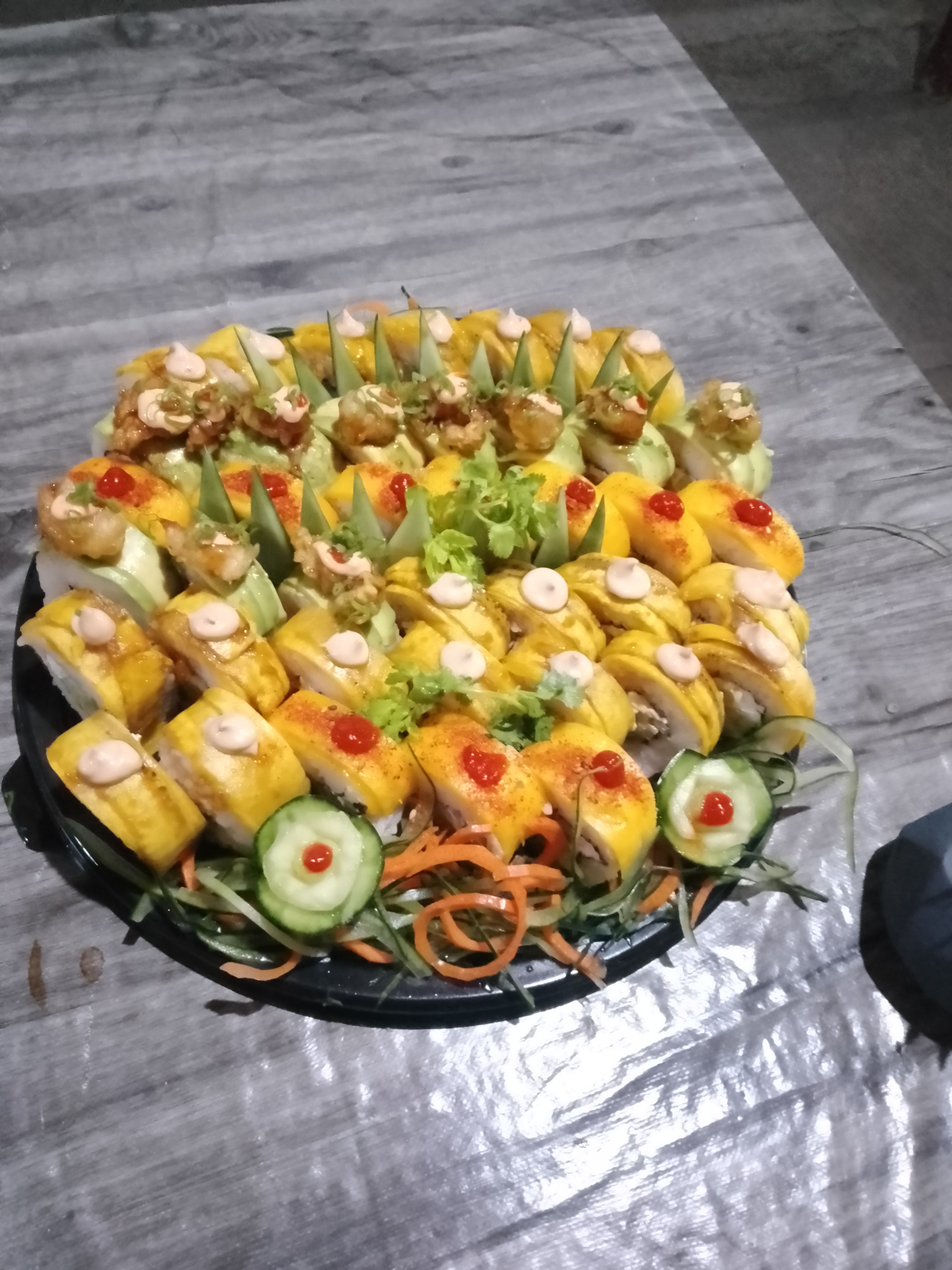 Bonsai sushi & sake image 9