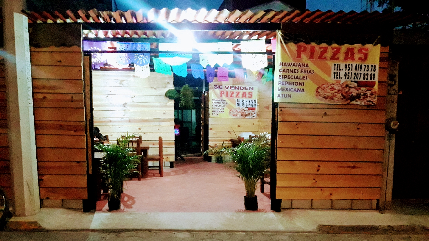 Pizzería El Andador image 1