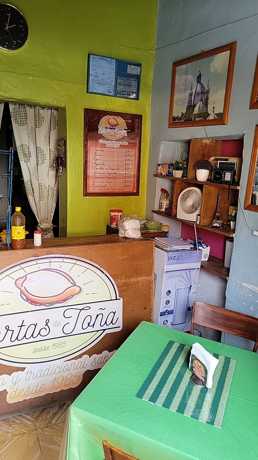 Tortas de toña image 1