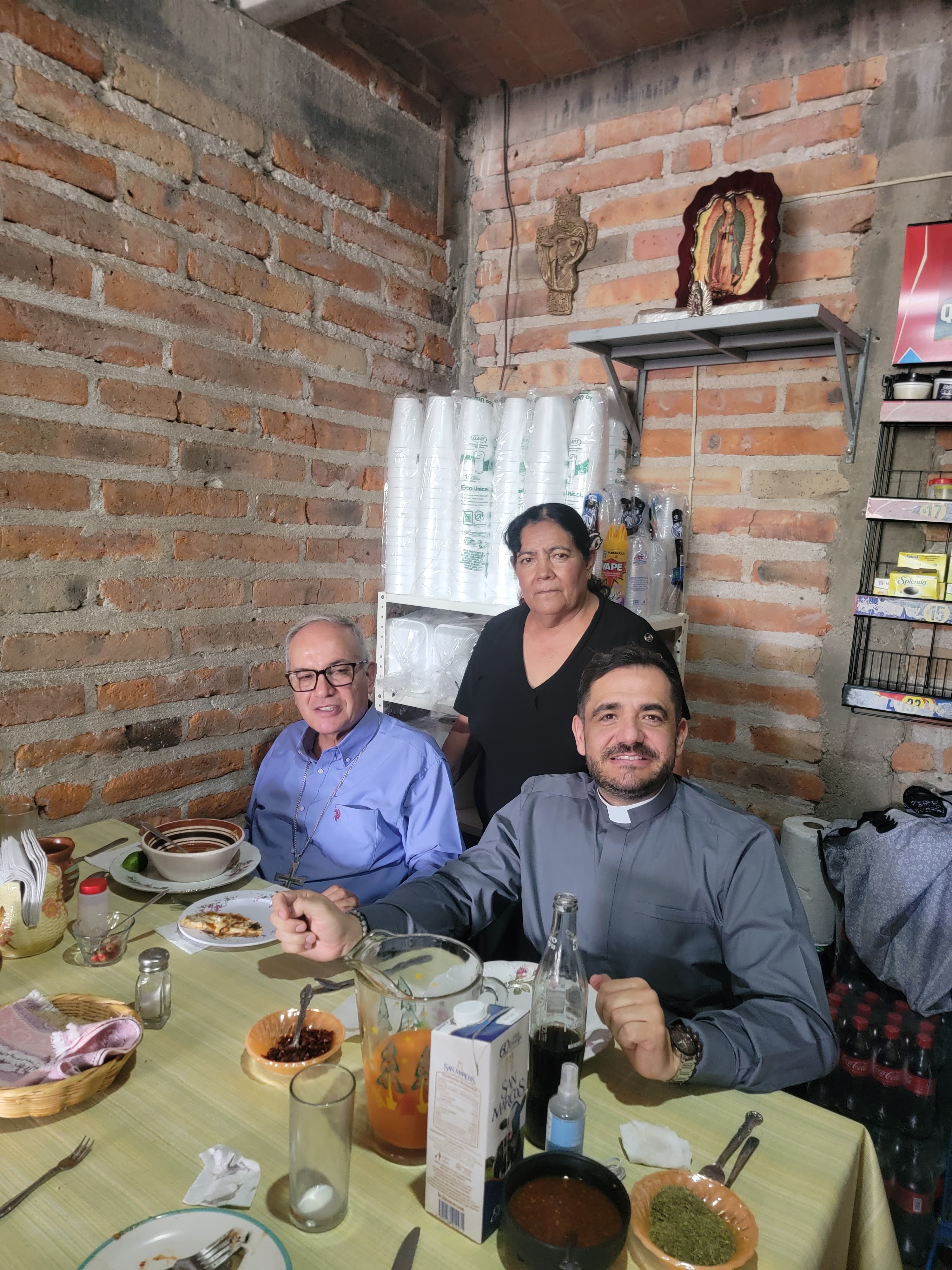 DESAYUNOS DOÑA MARTHA image 2