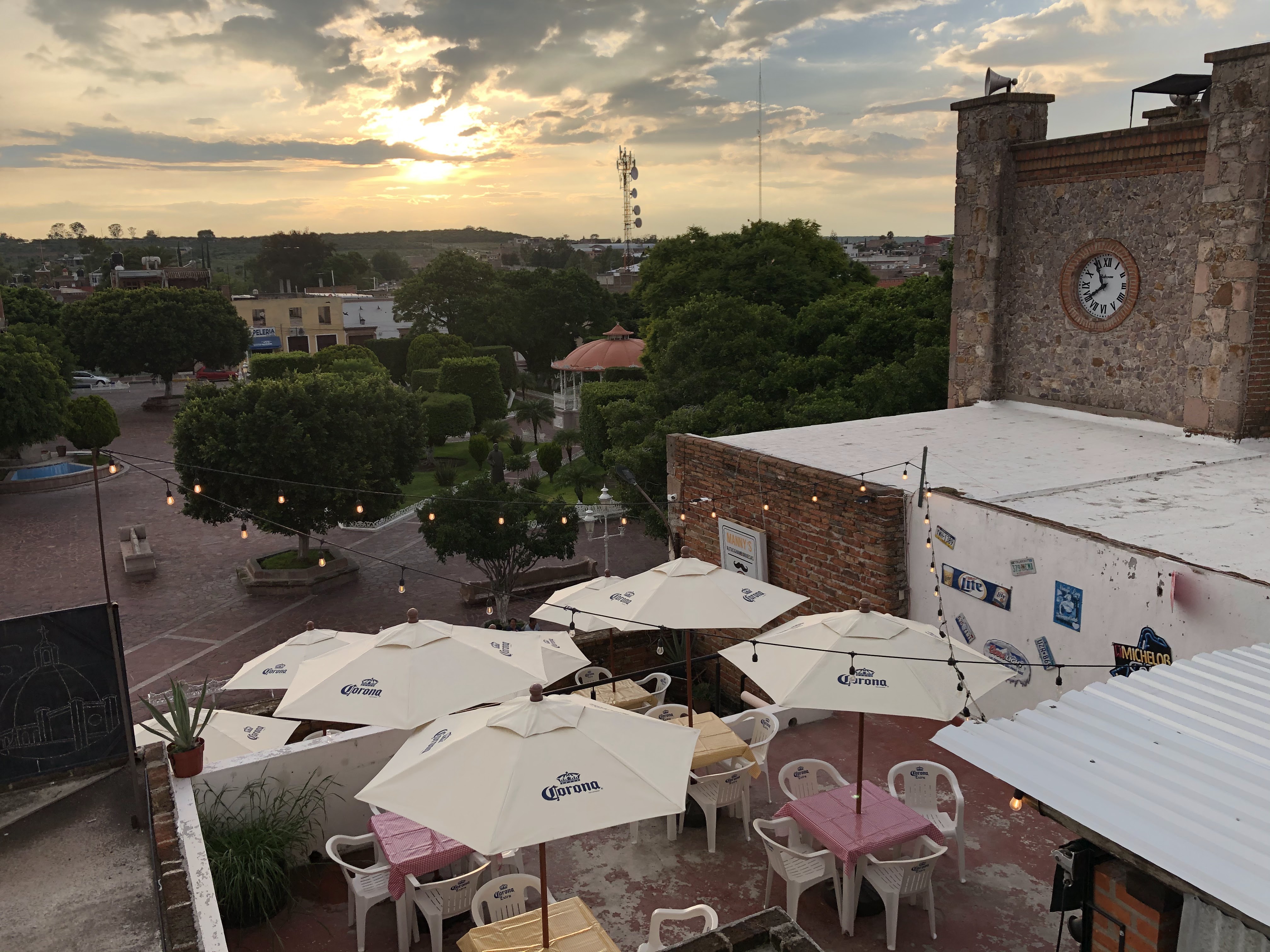 Alas Manny’s image 3