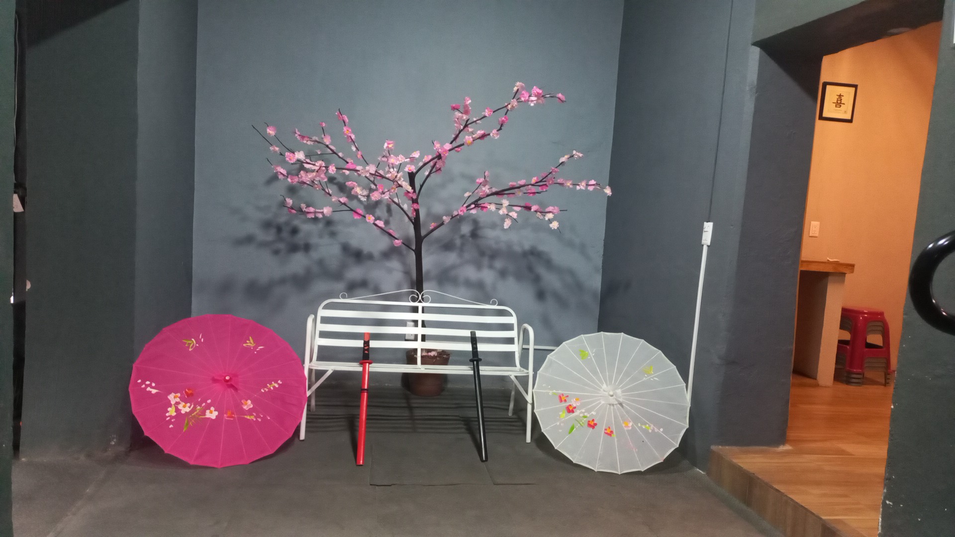 Sakura sushi roll image 1