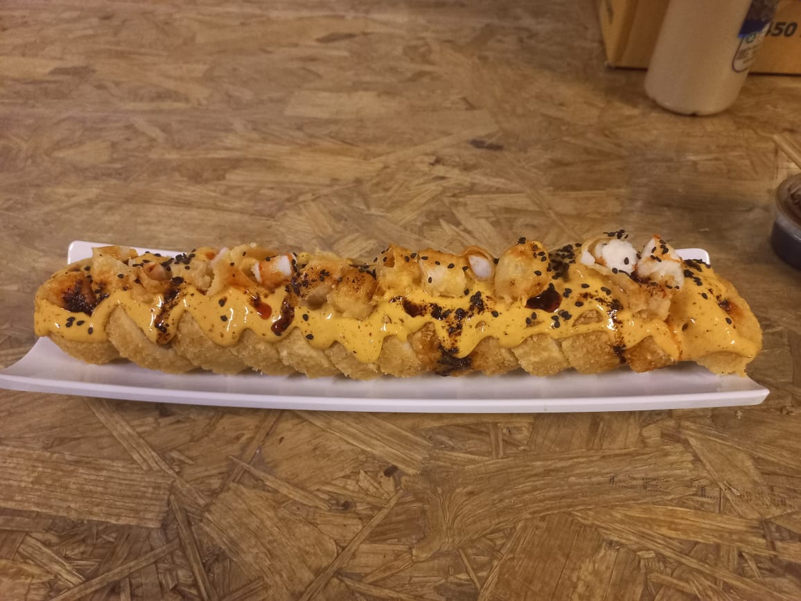 Sakura sushi roll image 2