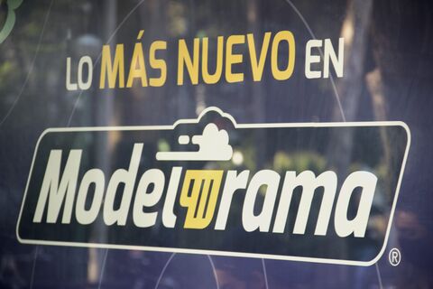 Modelorama image 5