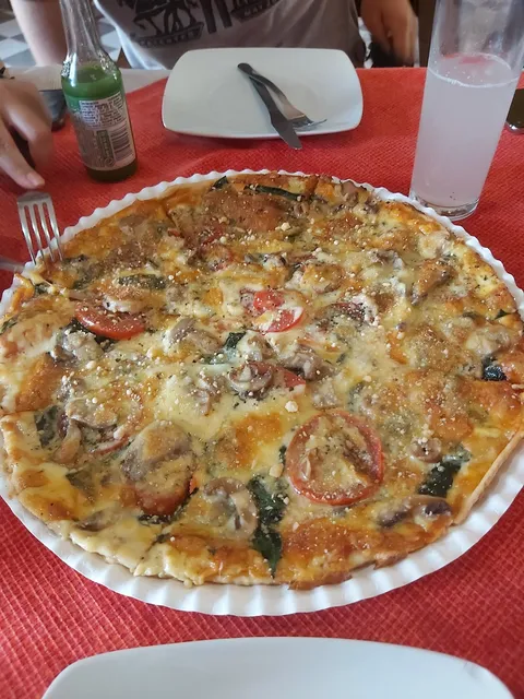 Rolis Pizza image 1