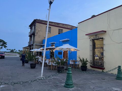 Rolis Pizza image 7