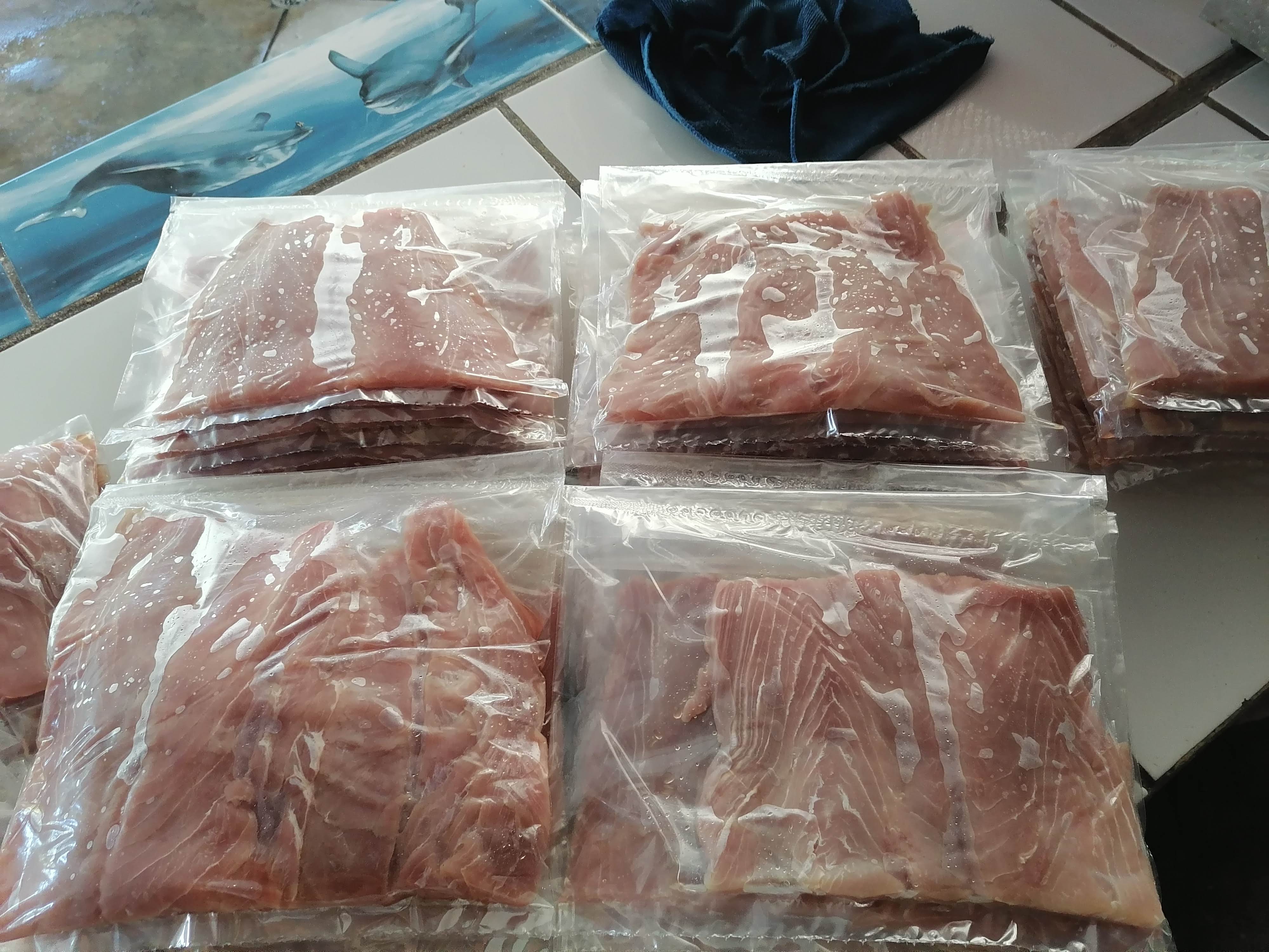 Pescaderia rivera del río image 3