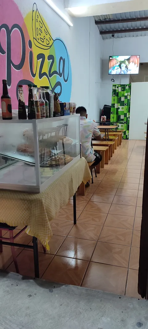Pizza House image 2