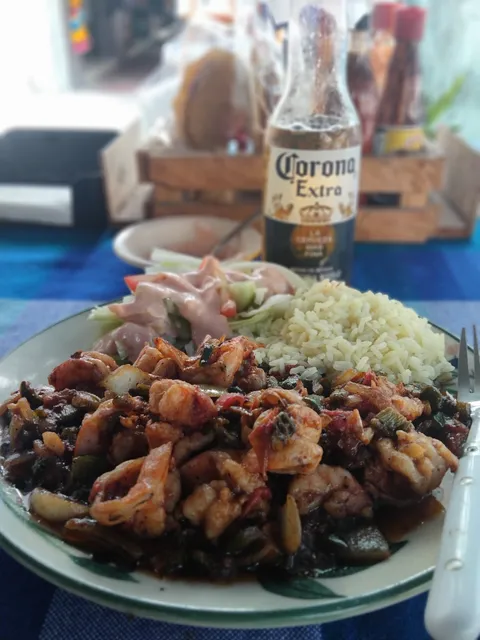 Mariscos Mazatlan image 2