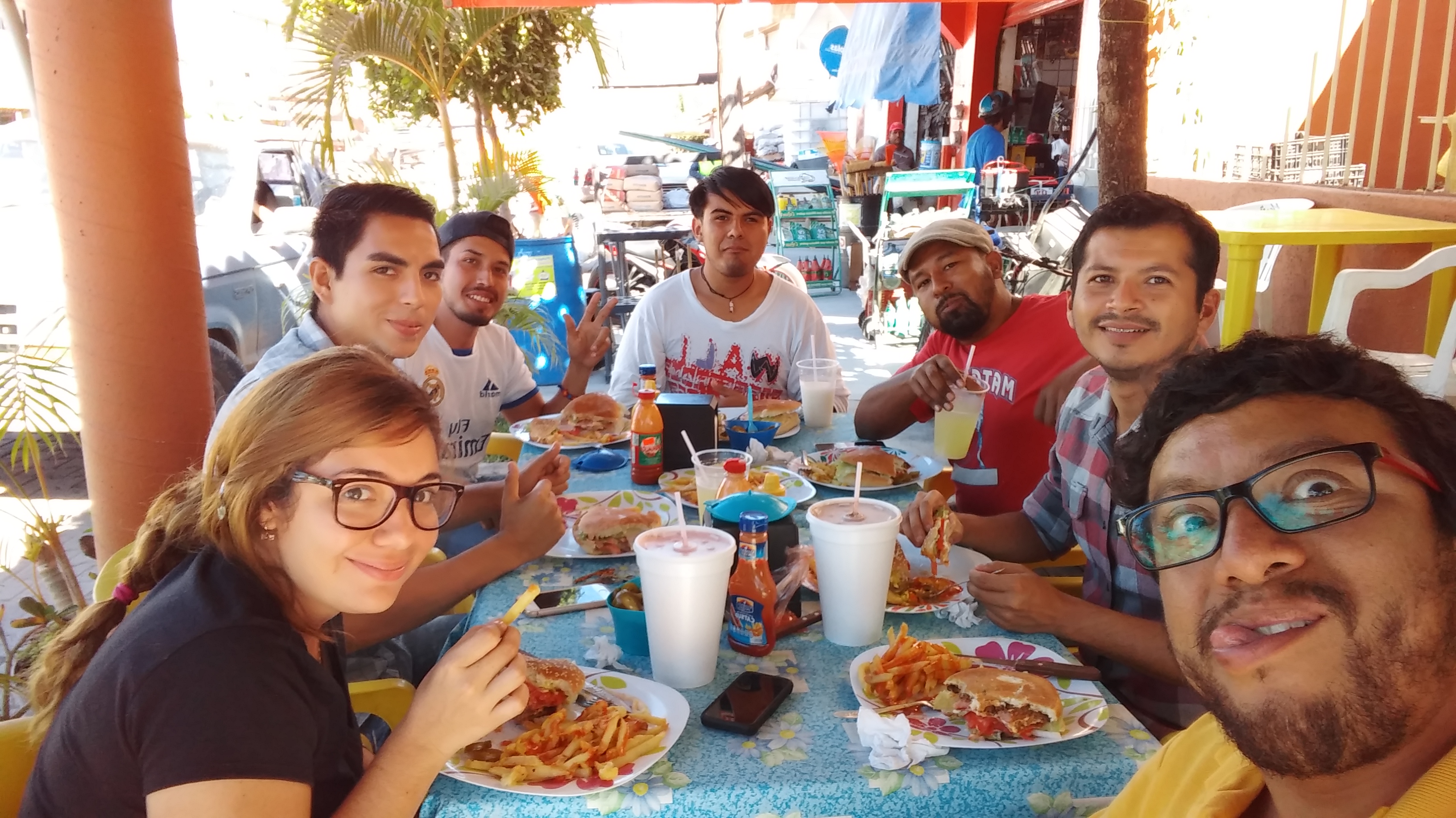 Hamburguesas Maui image 7