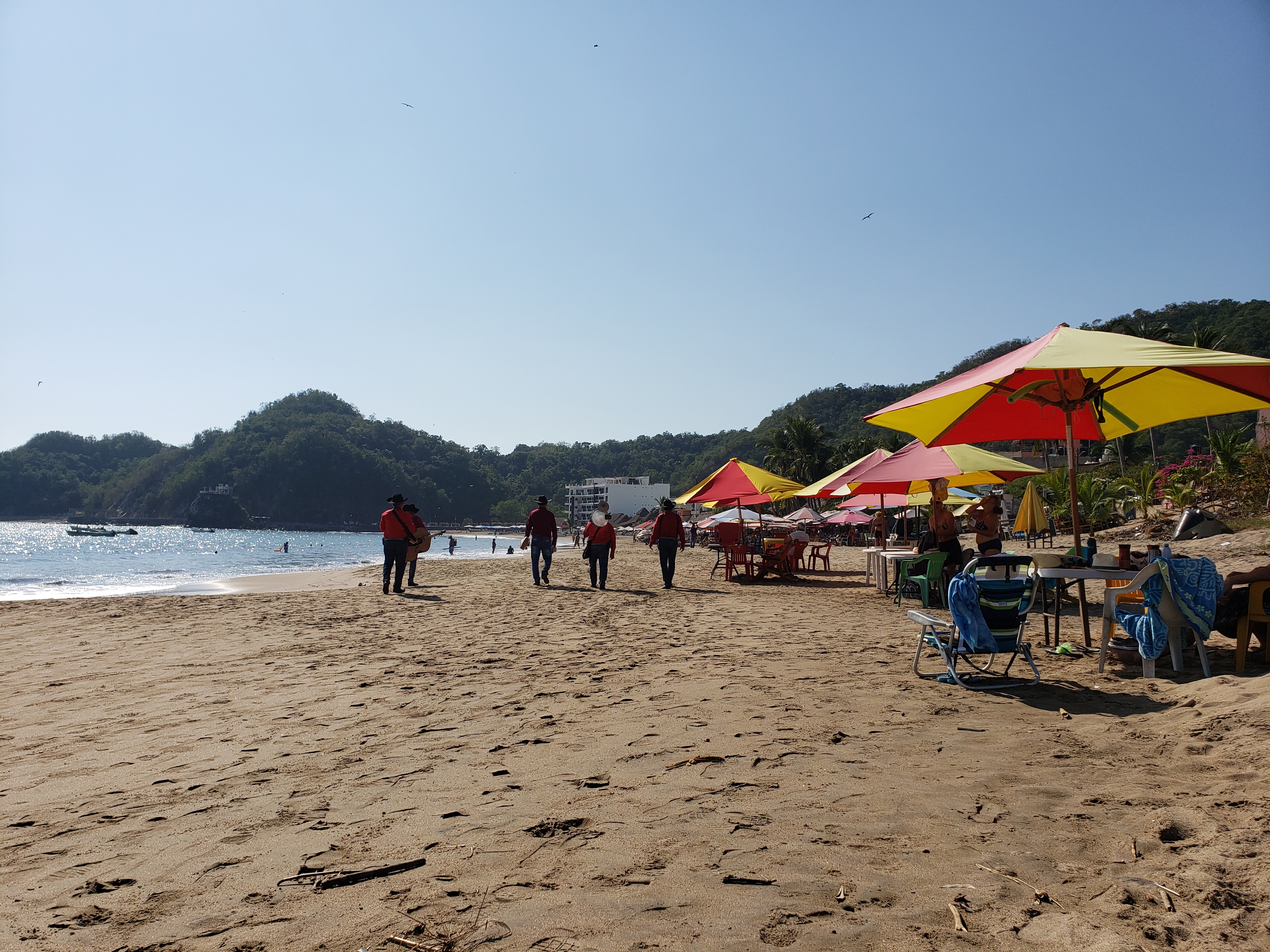 Leovy Restaurant image 4