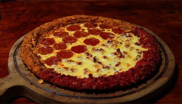 La Casa de la pizza image 6