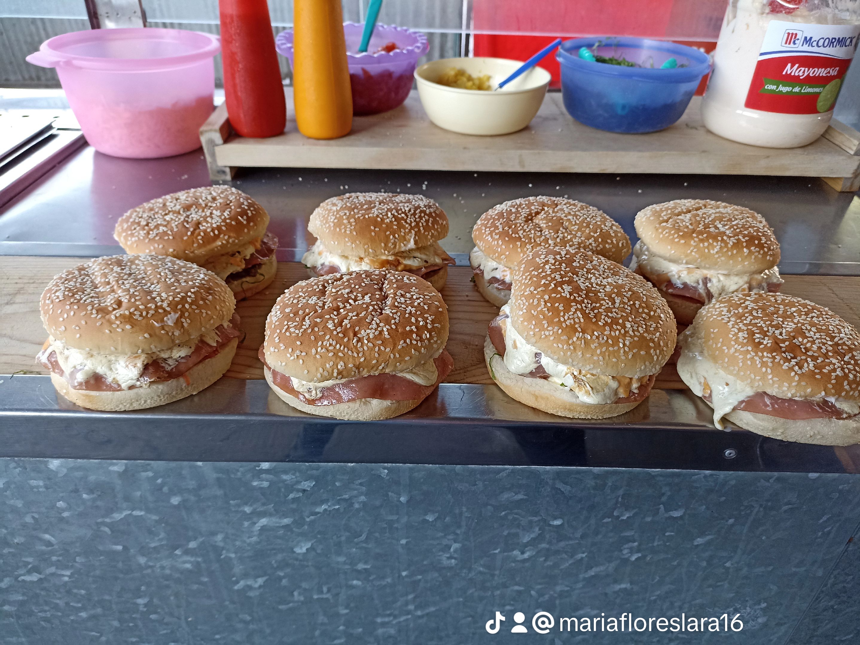 CRazy burguer image 1