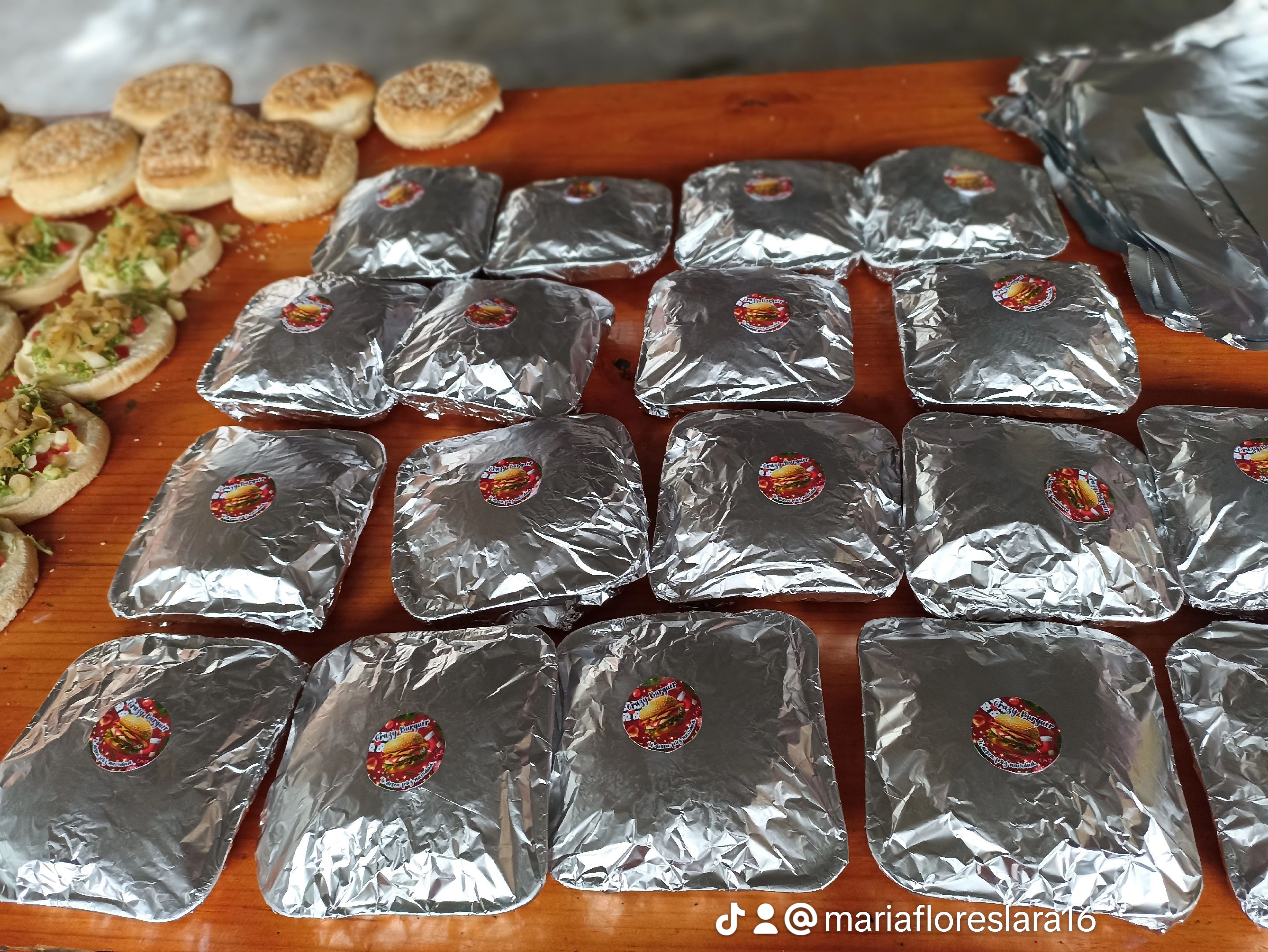 CRazy burguer image 2