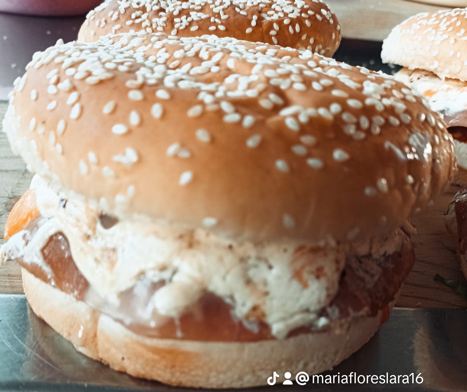 CRazy burguer image 3