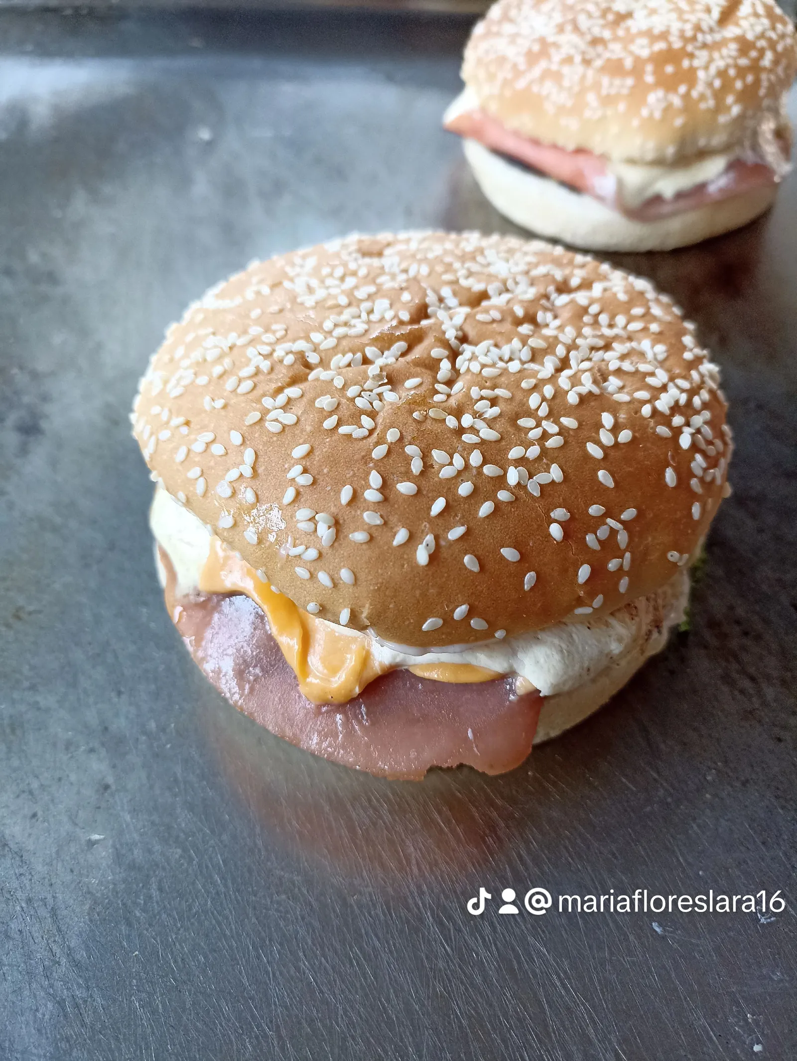 CRazy burguer image 6