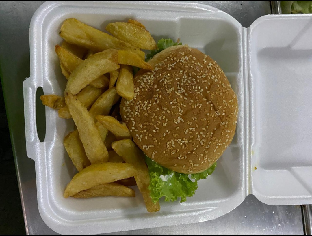 Hamburguesas “El May” image 2