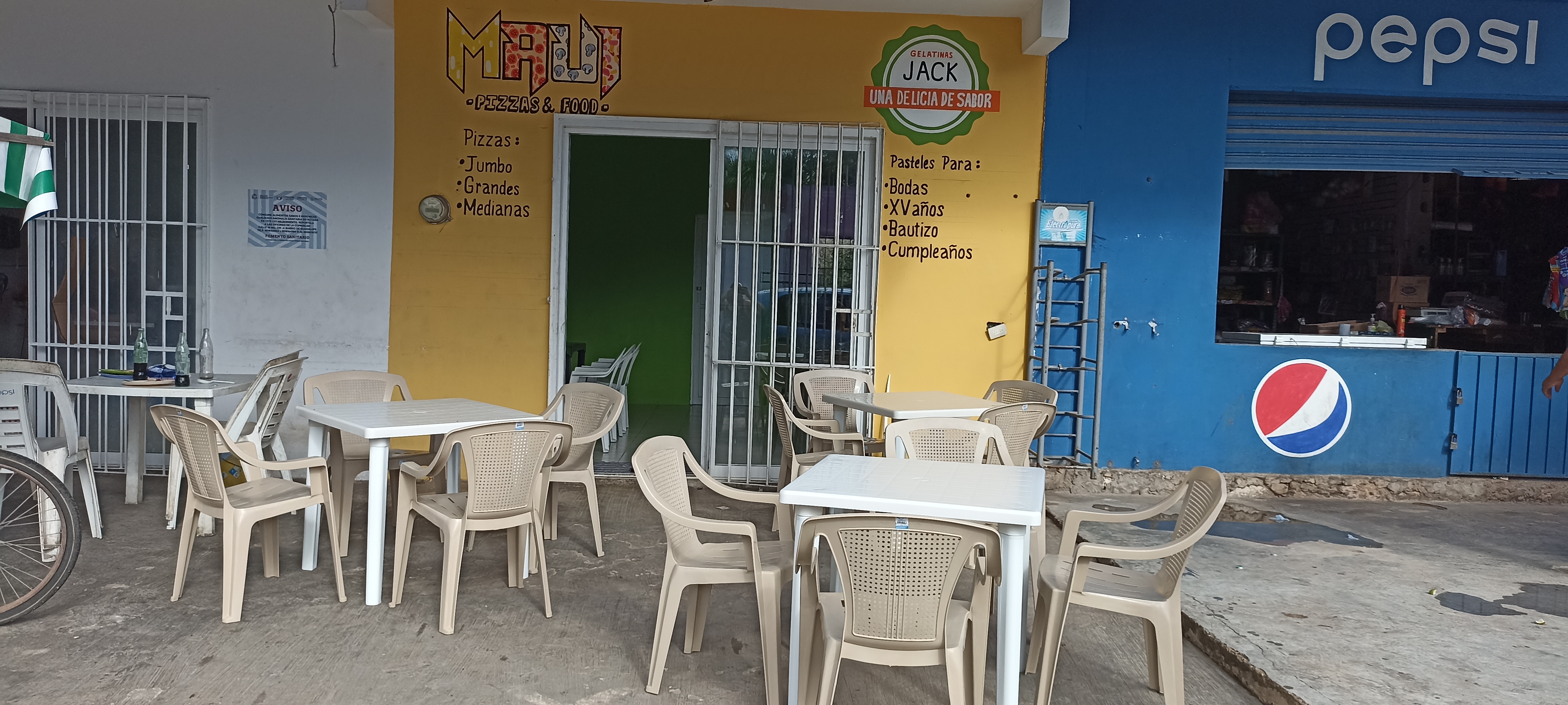 MAUI Pizzas & Food image 6