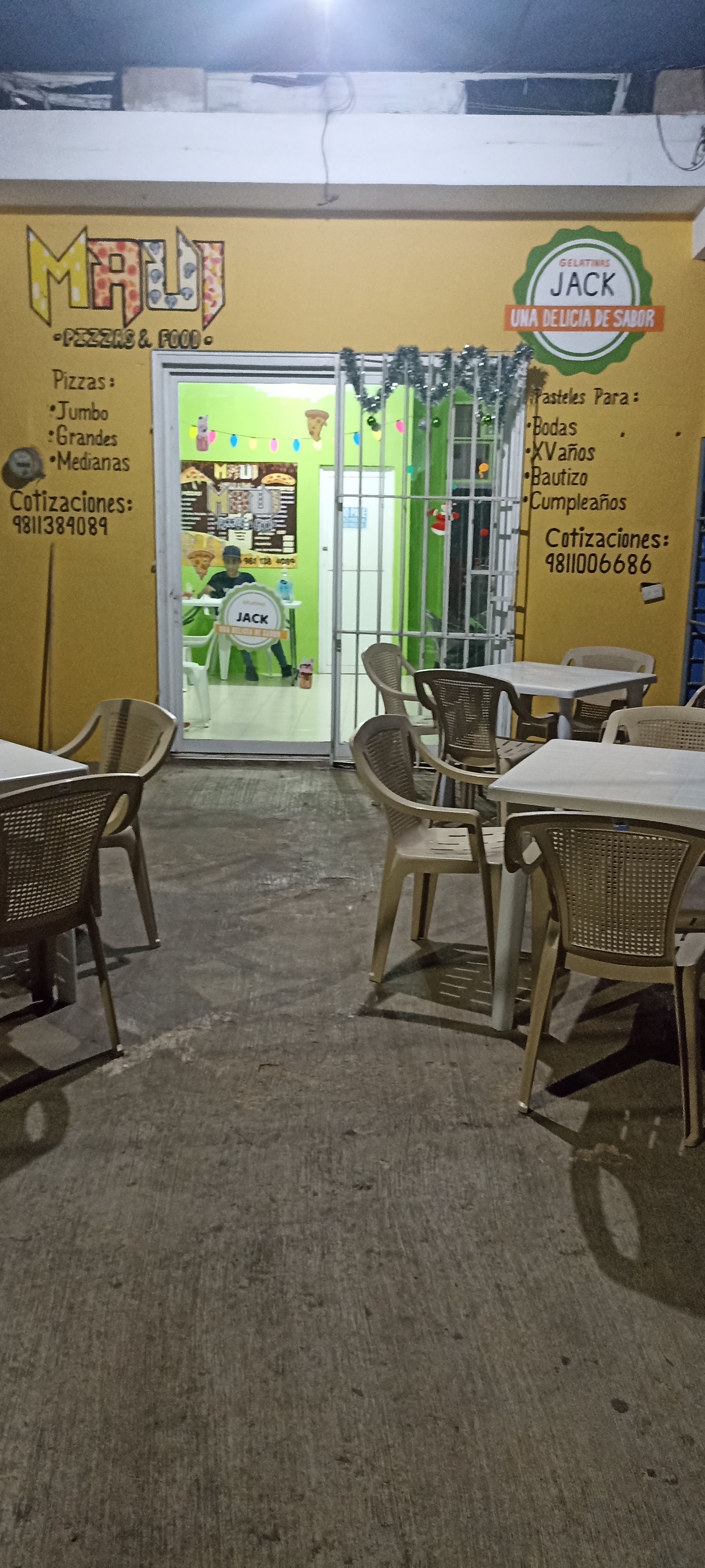 MAUI Pizzas & Food image 10