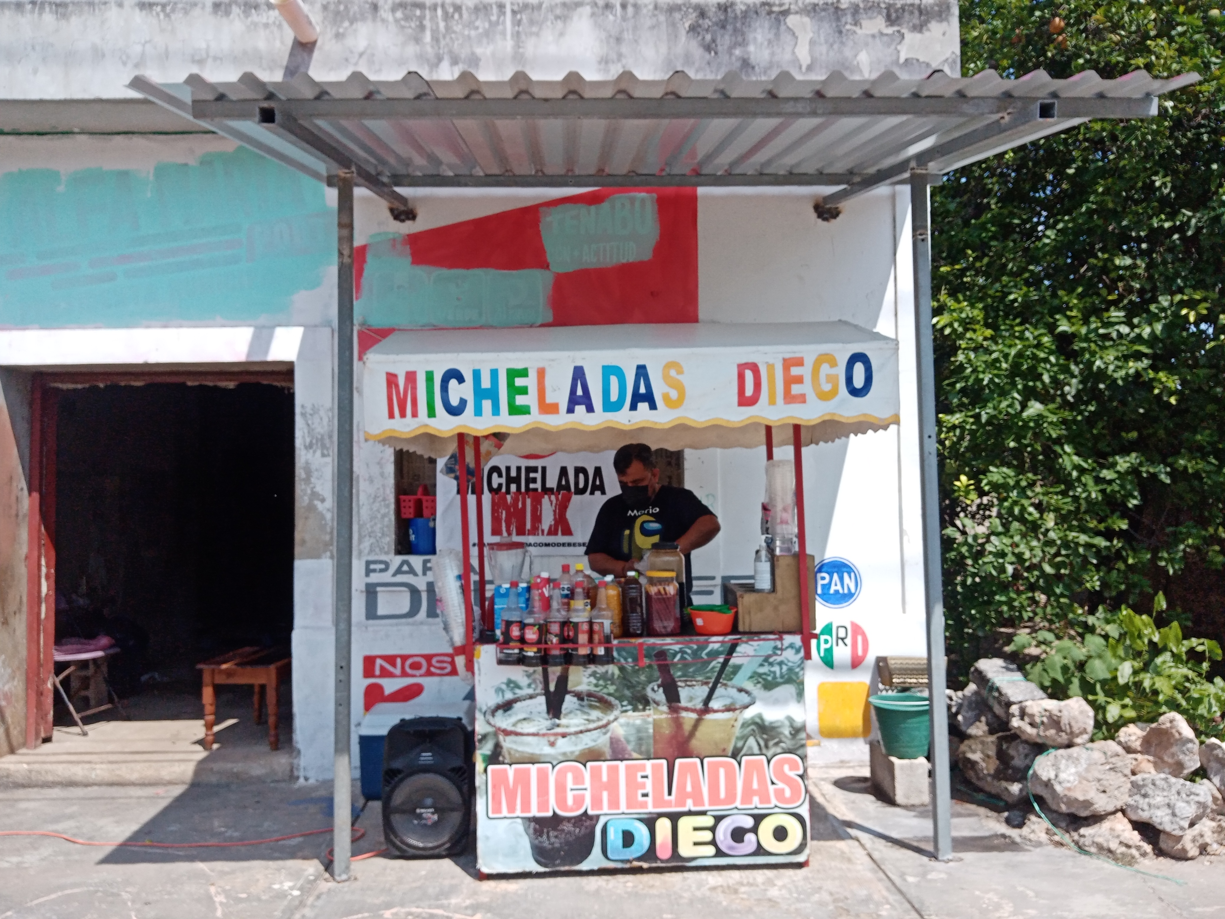 "Micheladas y Mariscos Diego" Centro Botanero image 1