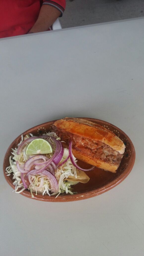 TORTAS AHOGADAS LUPITA image 1