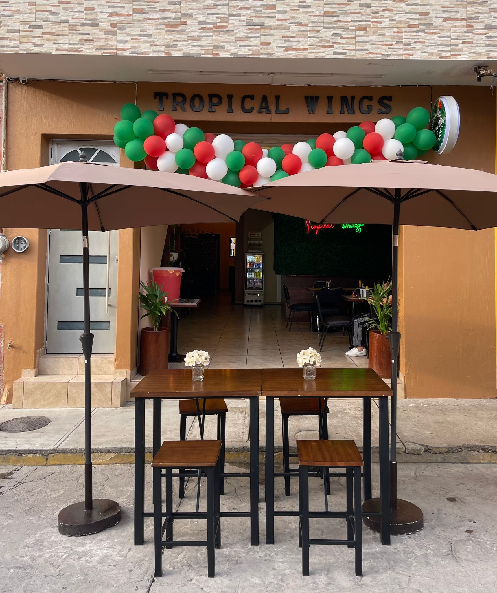 Tropical wings image 3