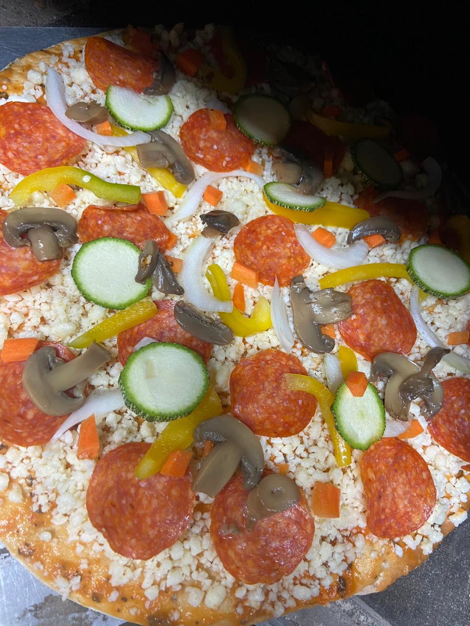 Pizzas a la Leña "Queen Ranch" image 4